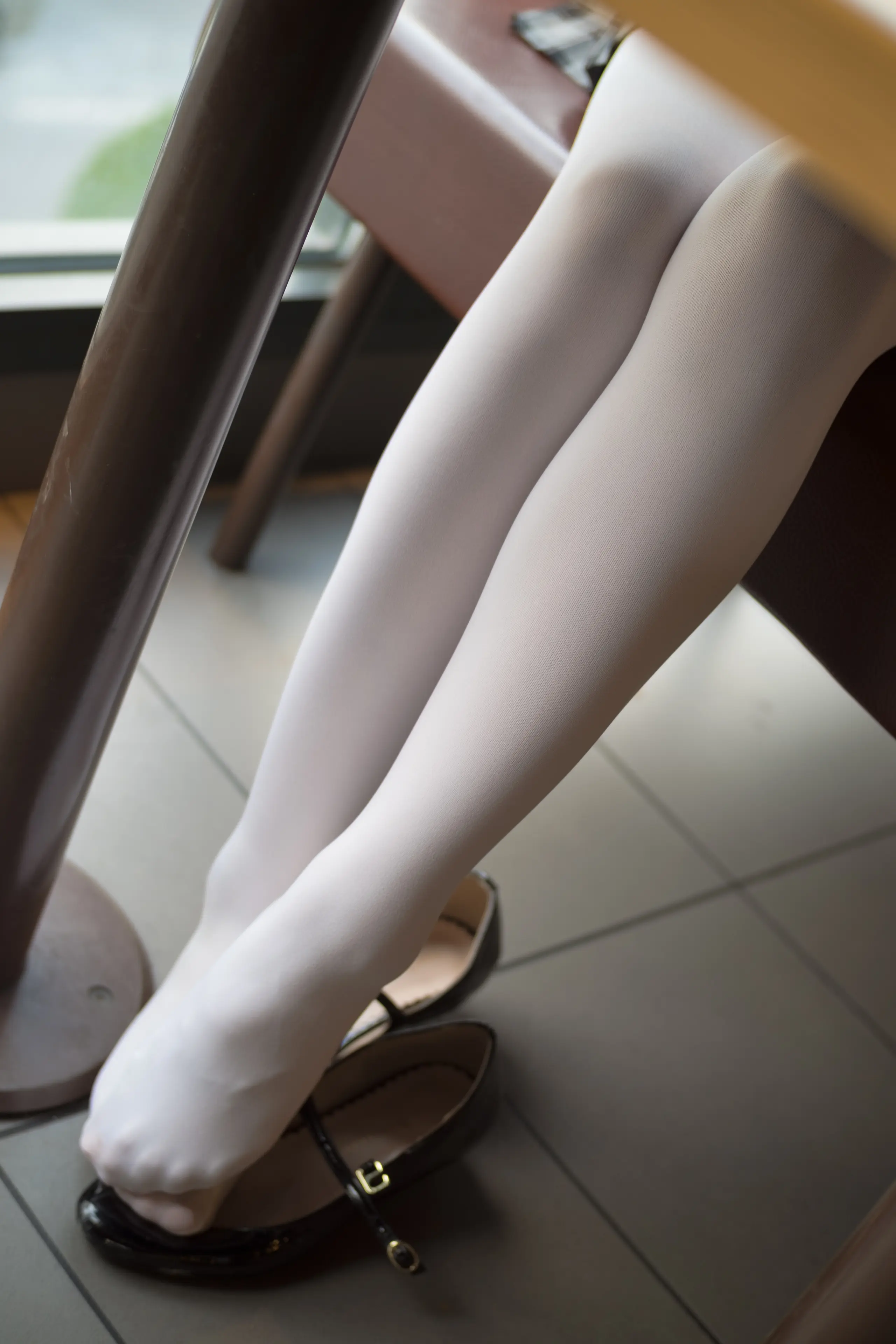 森萝财团 BETA 黑丝白丝外拍 [101P]