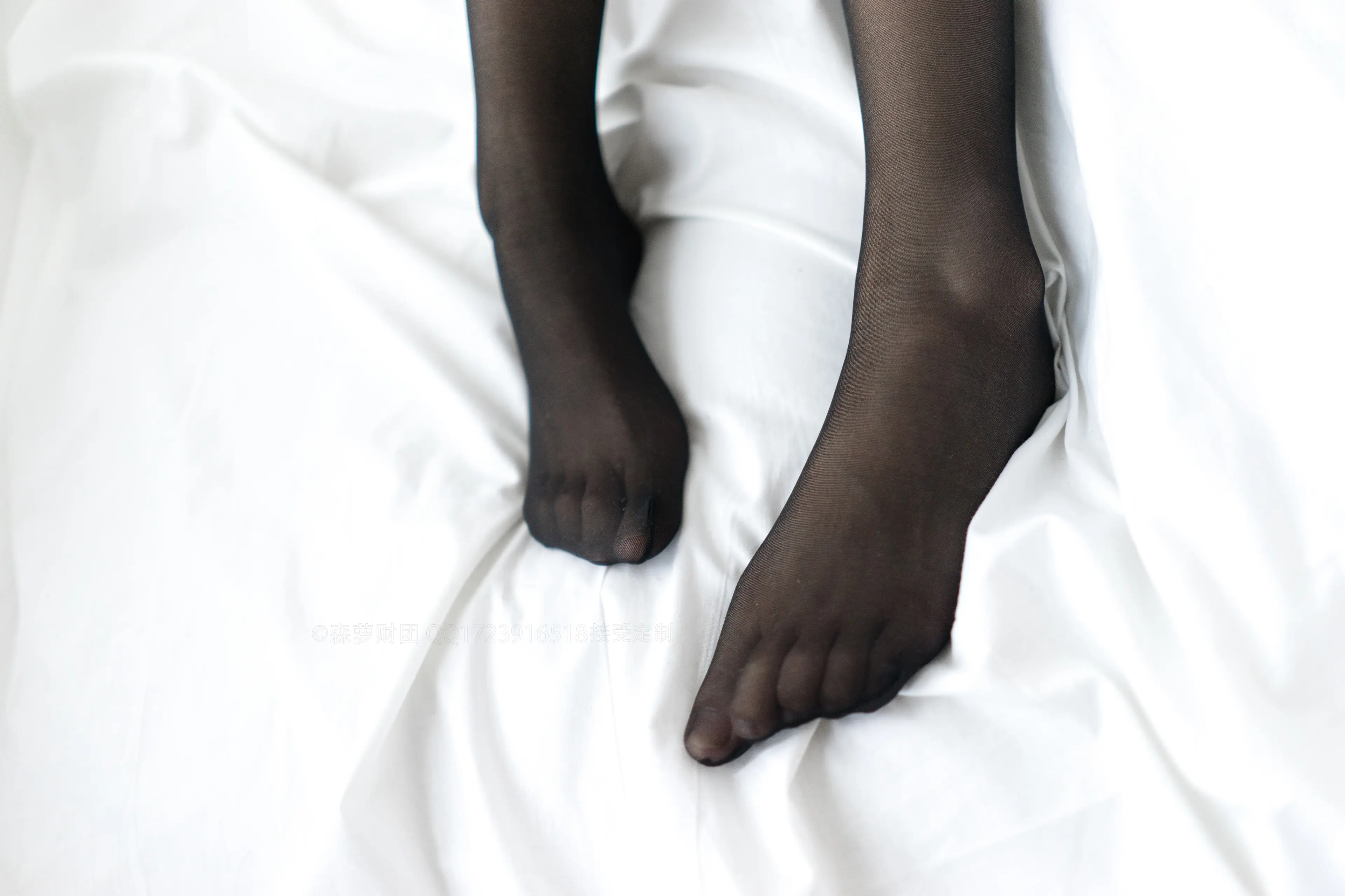 森萝财团 BETA 黑丝短裙 [44P]