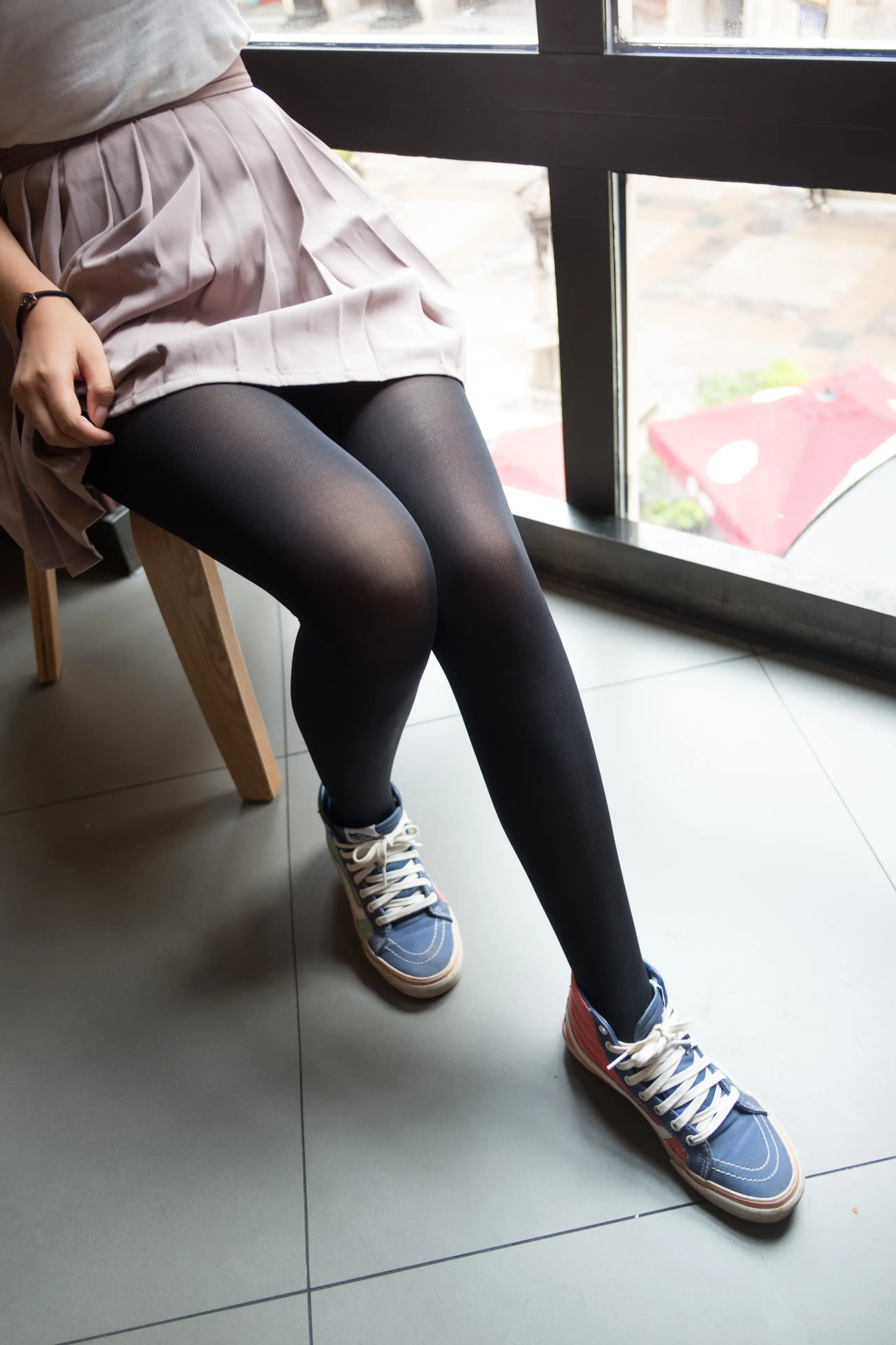 森萝财团 BETA 黑丝运动风 [77P]