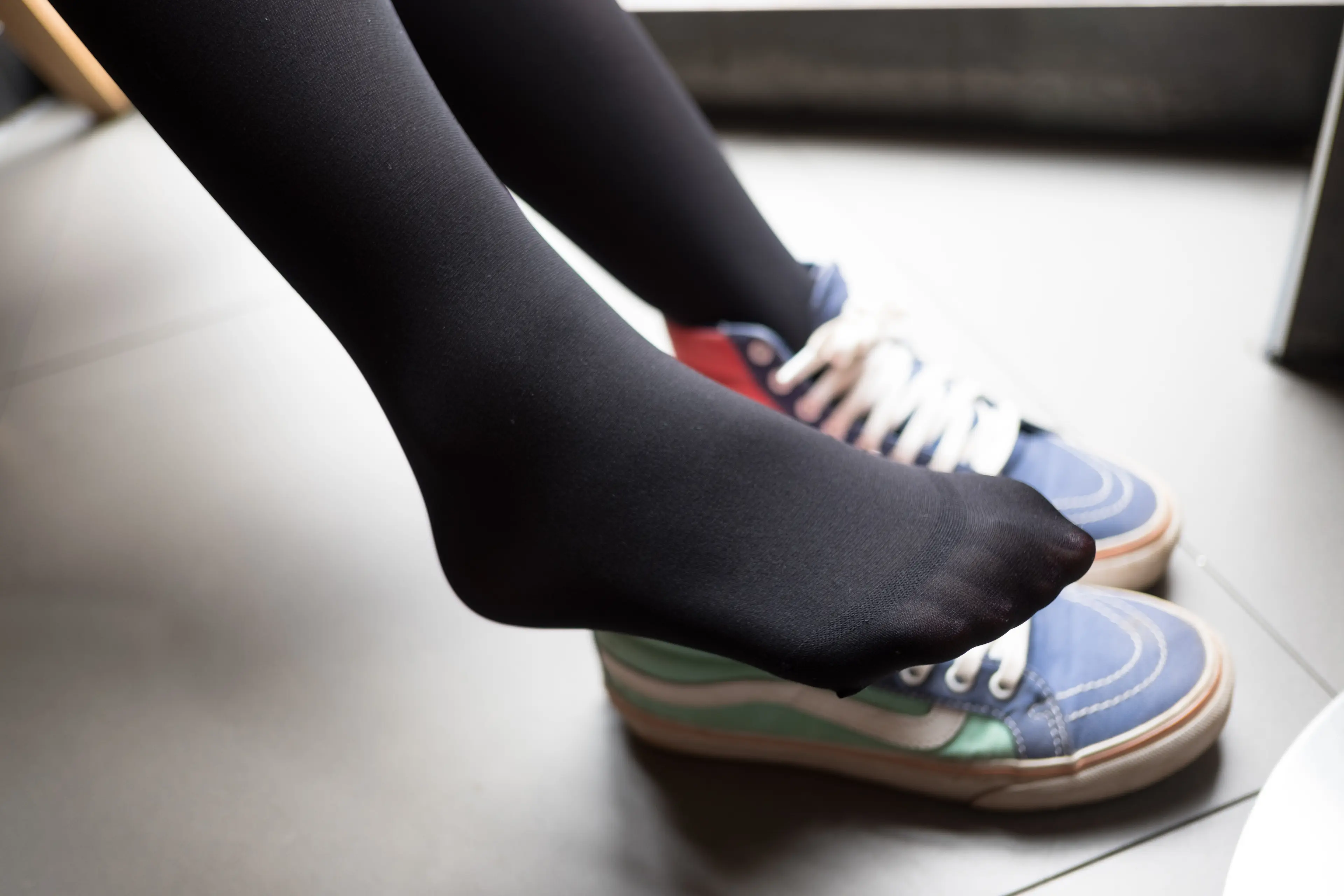 森萝财团 BETA 黑丝运动风 [77P]