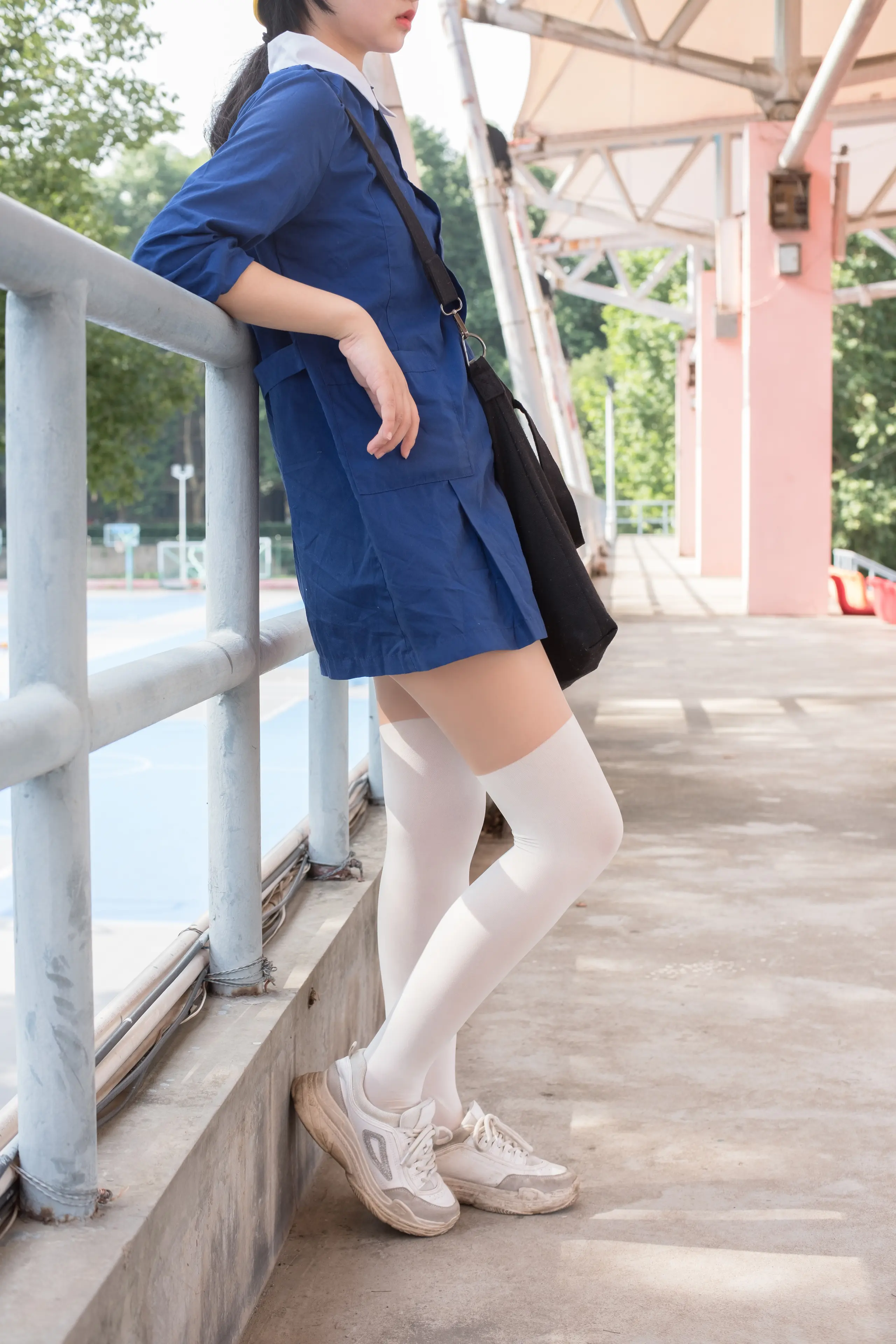 森萝财团 BETA JK白丝外拍 [57P]