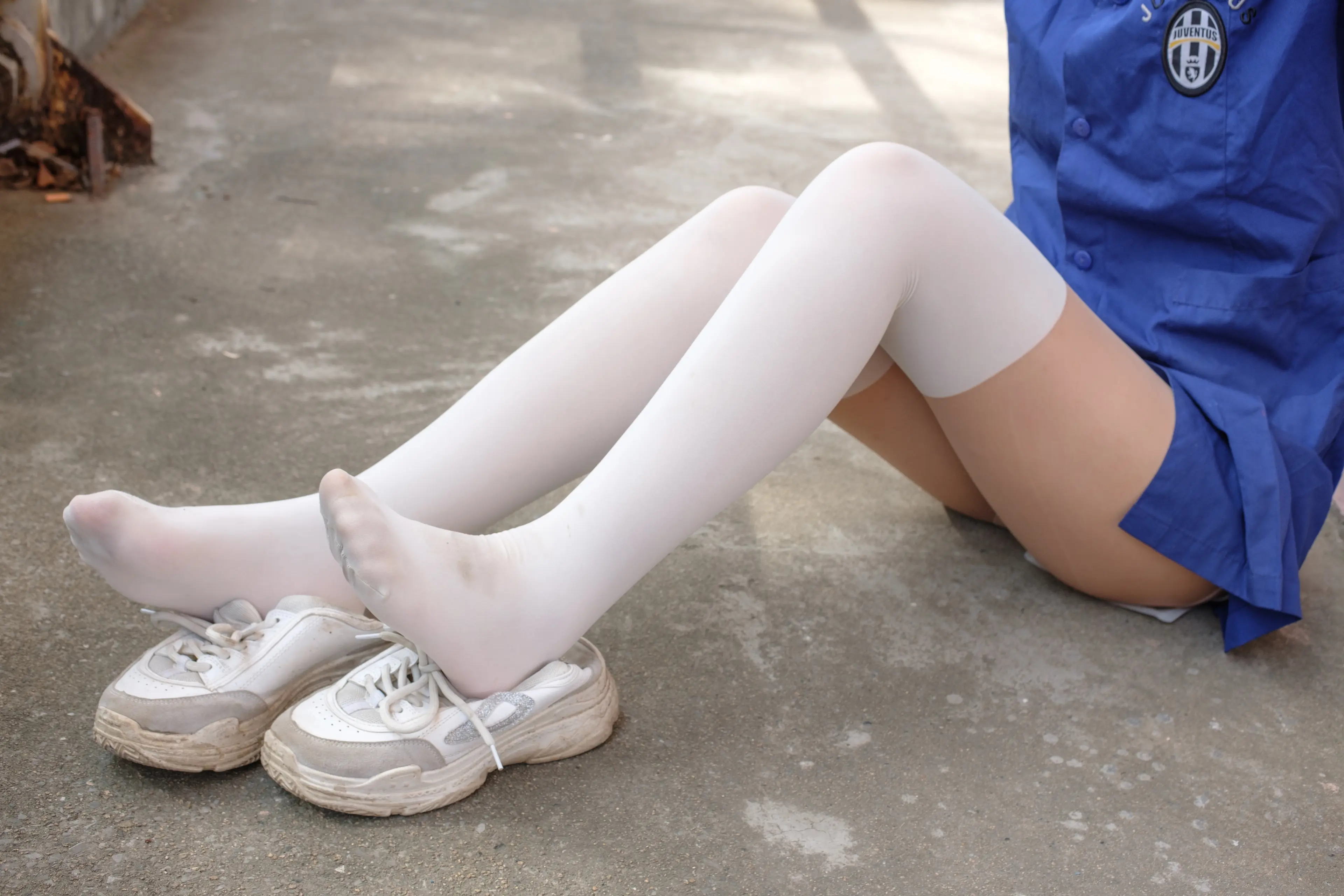 森萝财团 BETA JK白丝外拍 [57P]