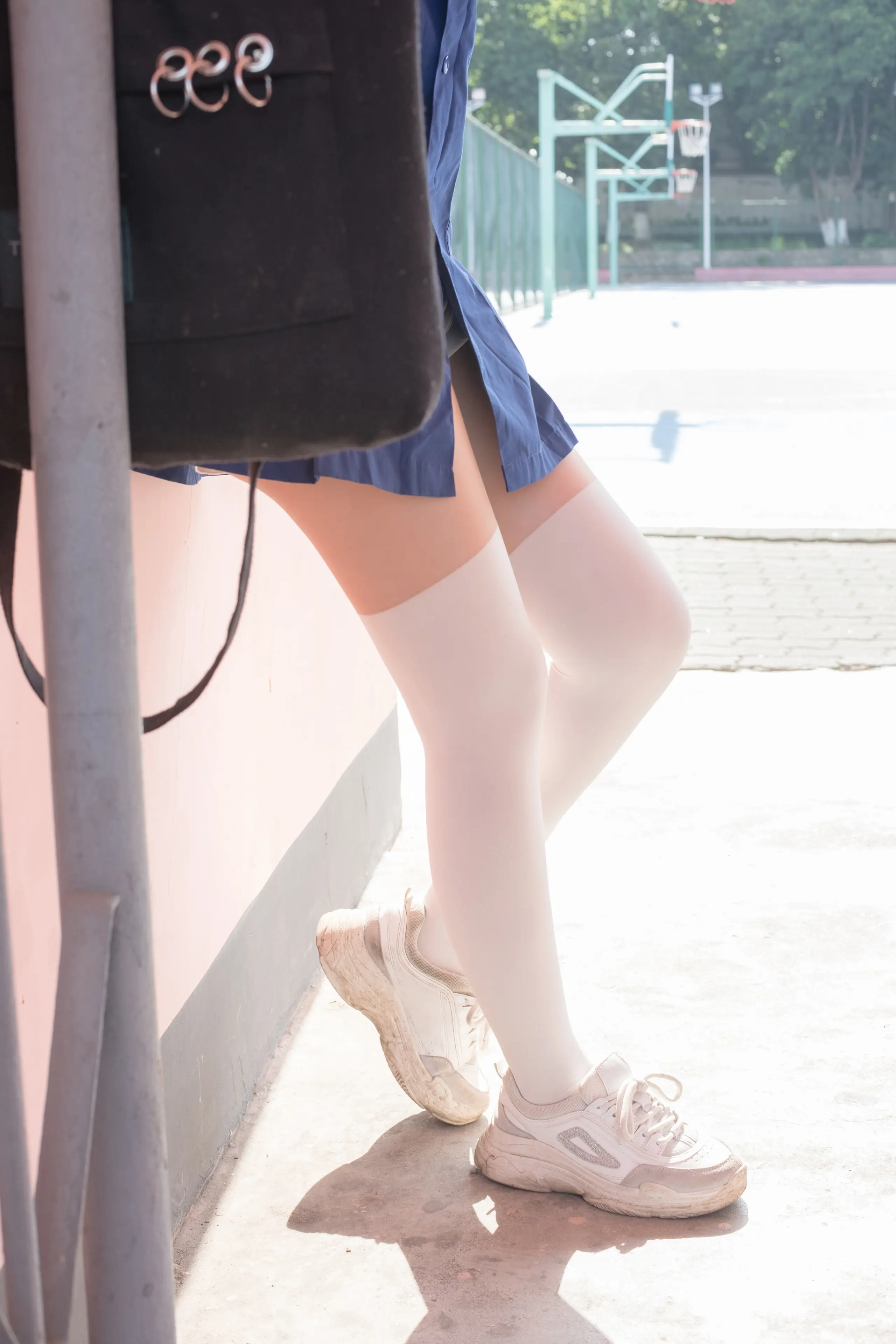 森萝财团 BETA JK白丝外拍 [57P]