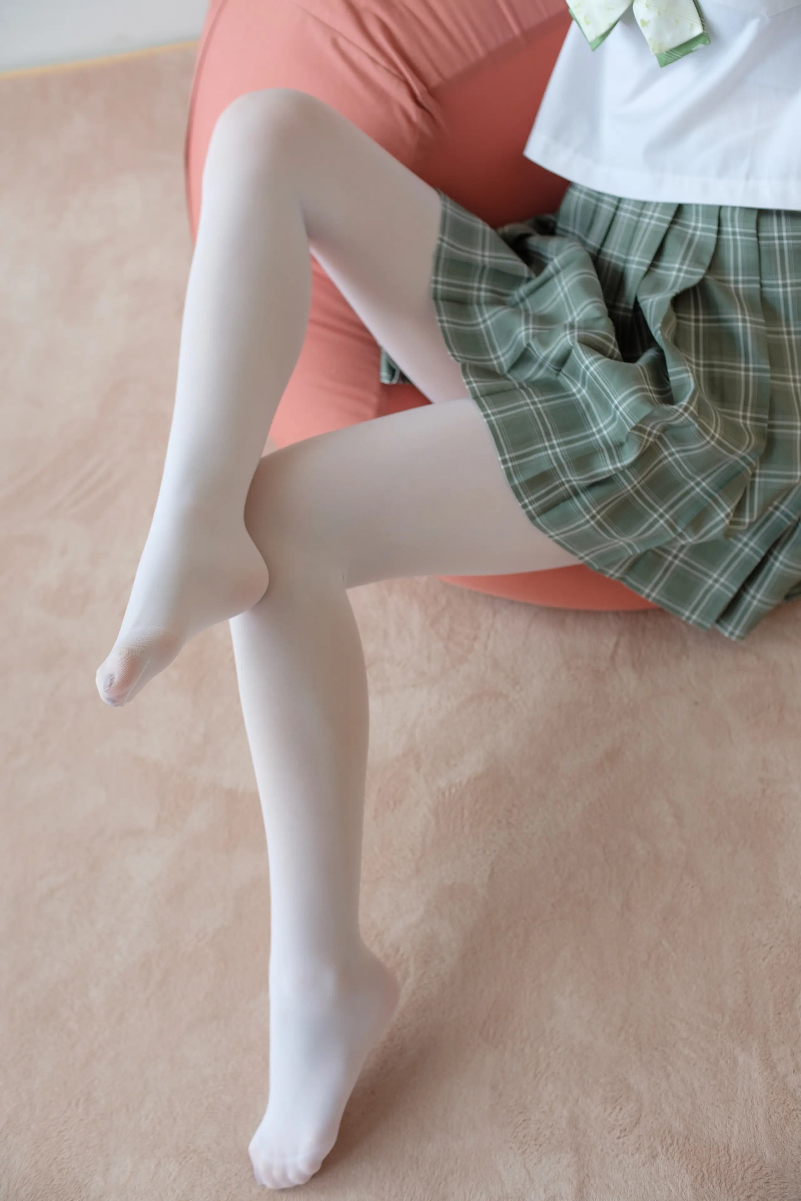 森萝财团 BETA JK白丝少女的美足 [225P]