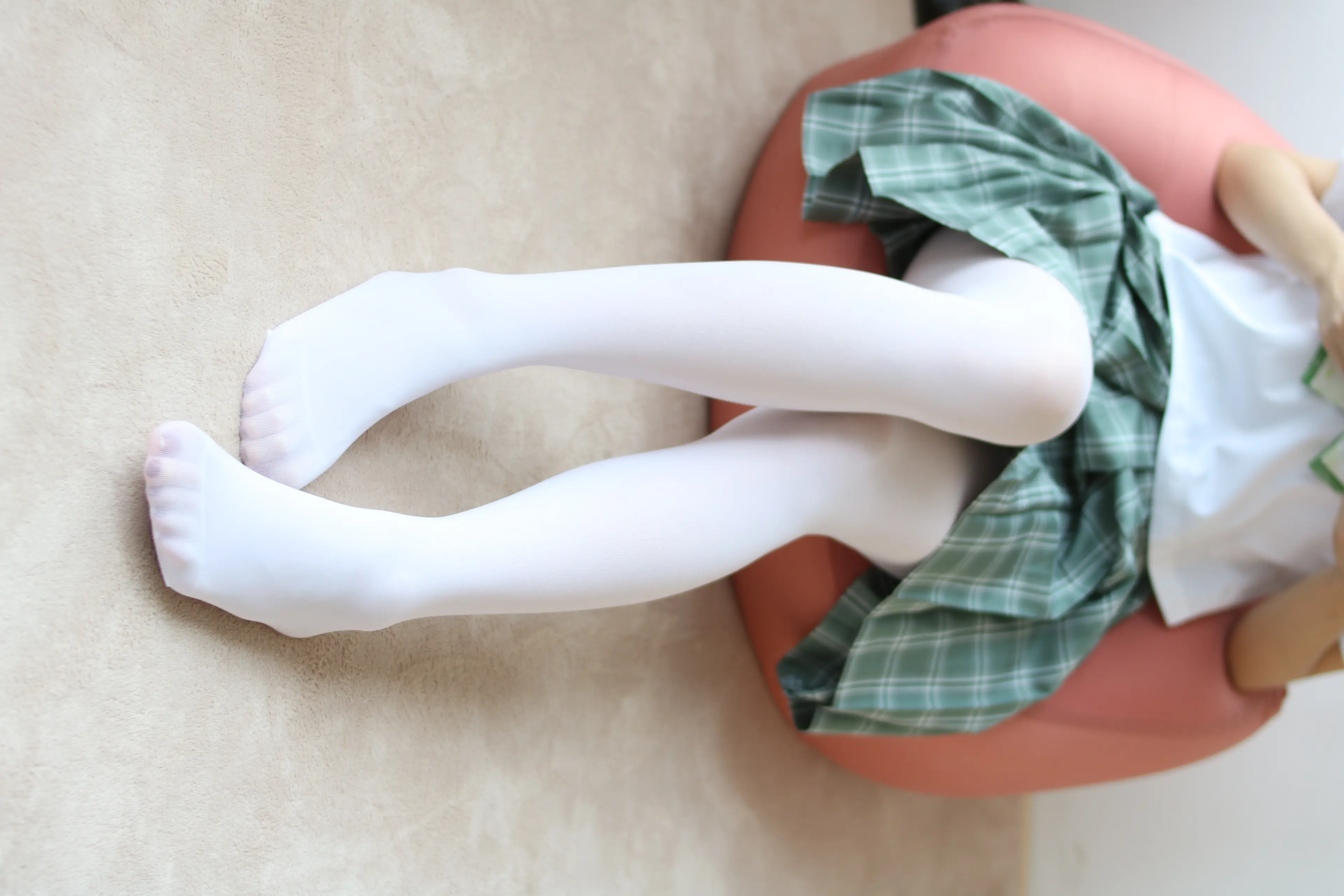 森萝财团 BETA JK白丝少女的美足 [225P]