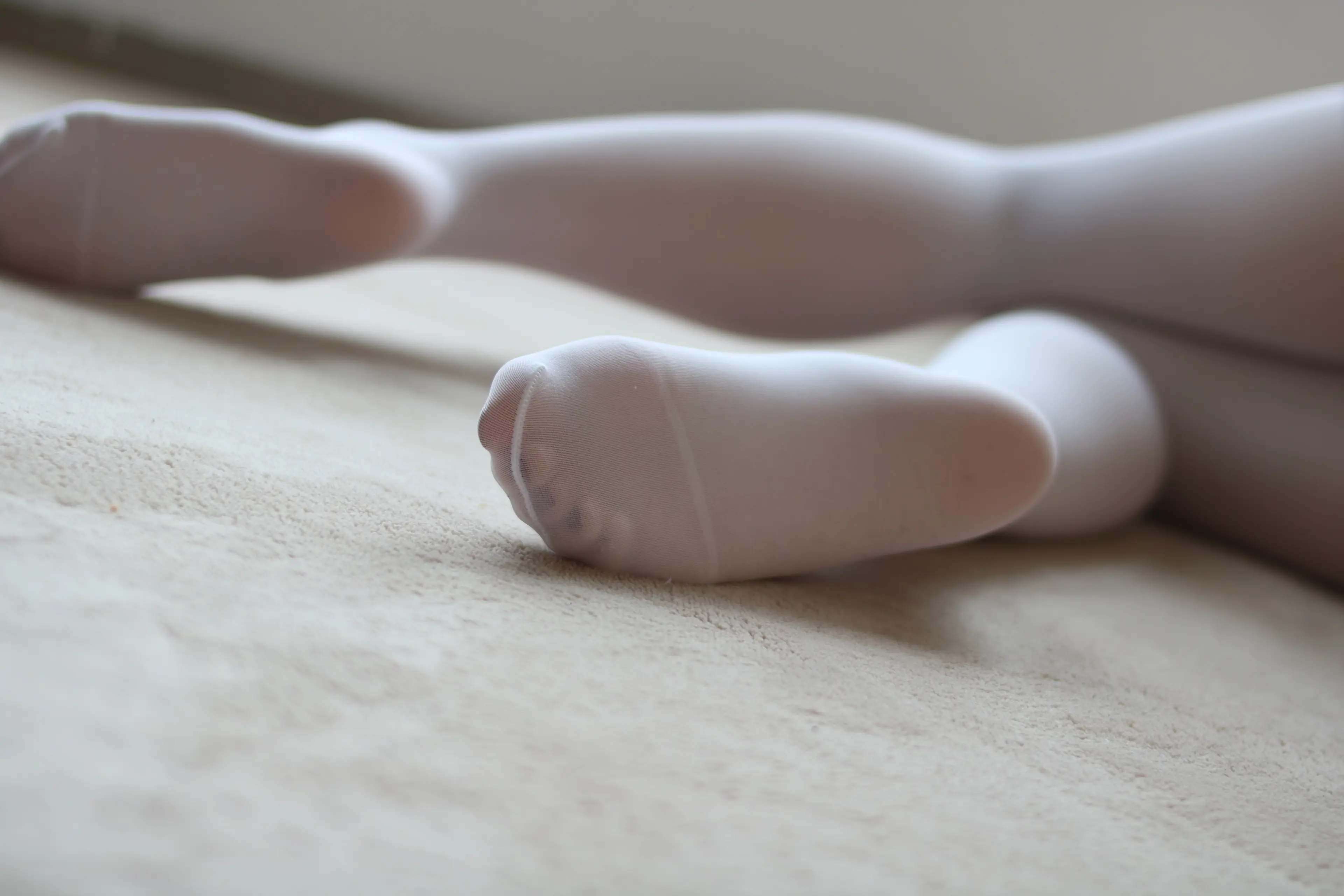 森萝财团 BETA JK白丝少女的美足 [225P]