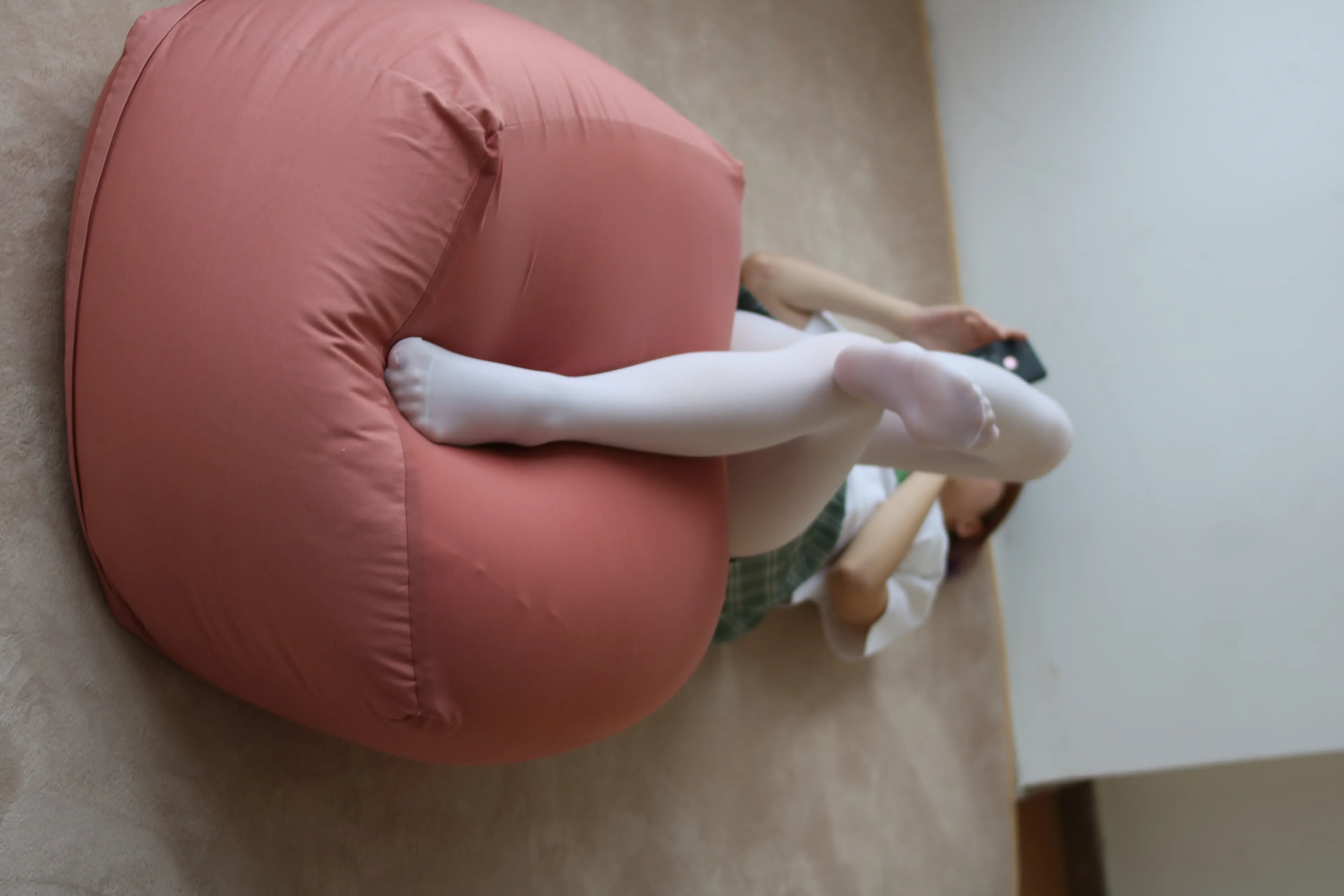 森萝财团 BETA JK白丝少女的美足 [225P]