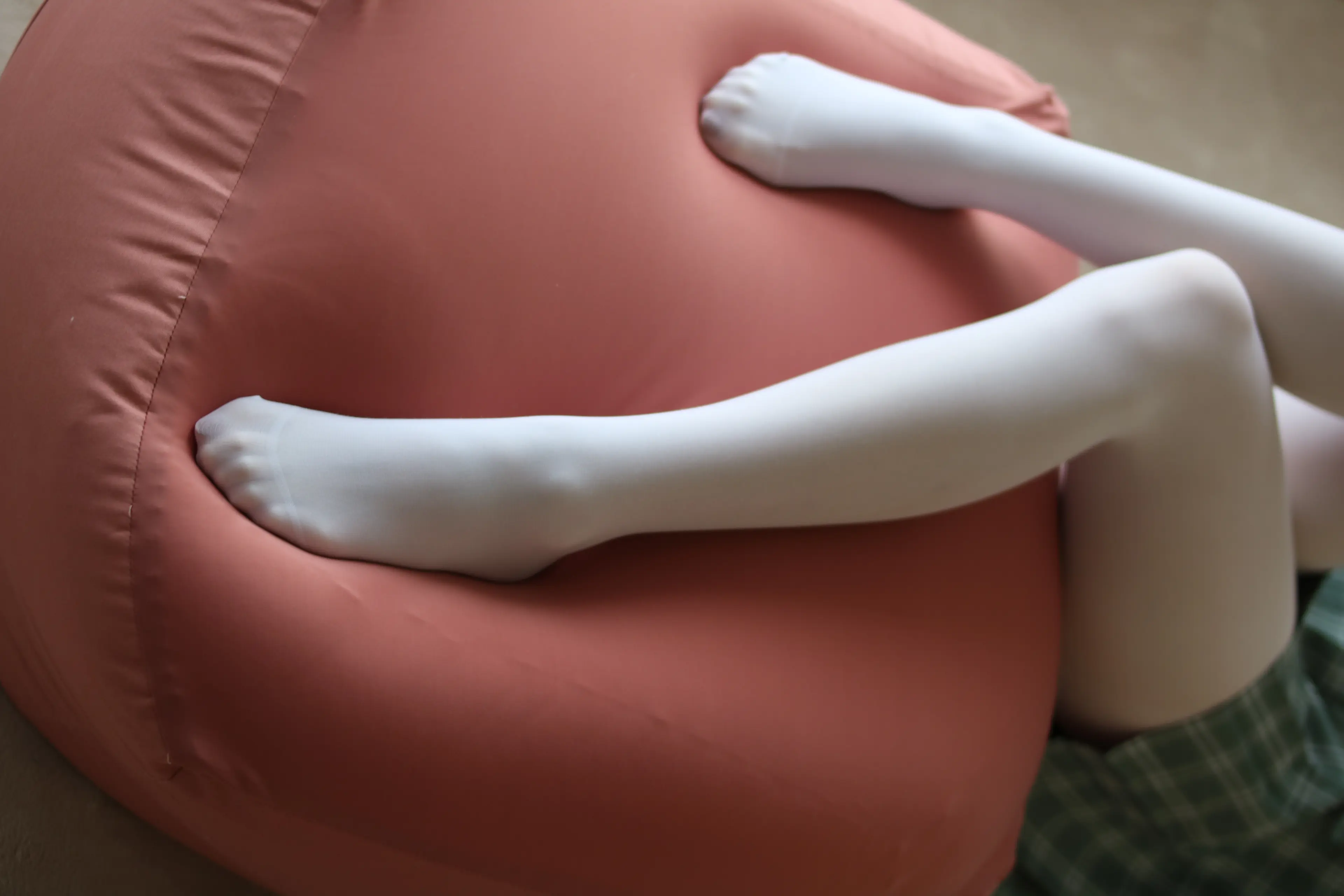 森萝财团 BETA JK白丝少女的美足 [225P]