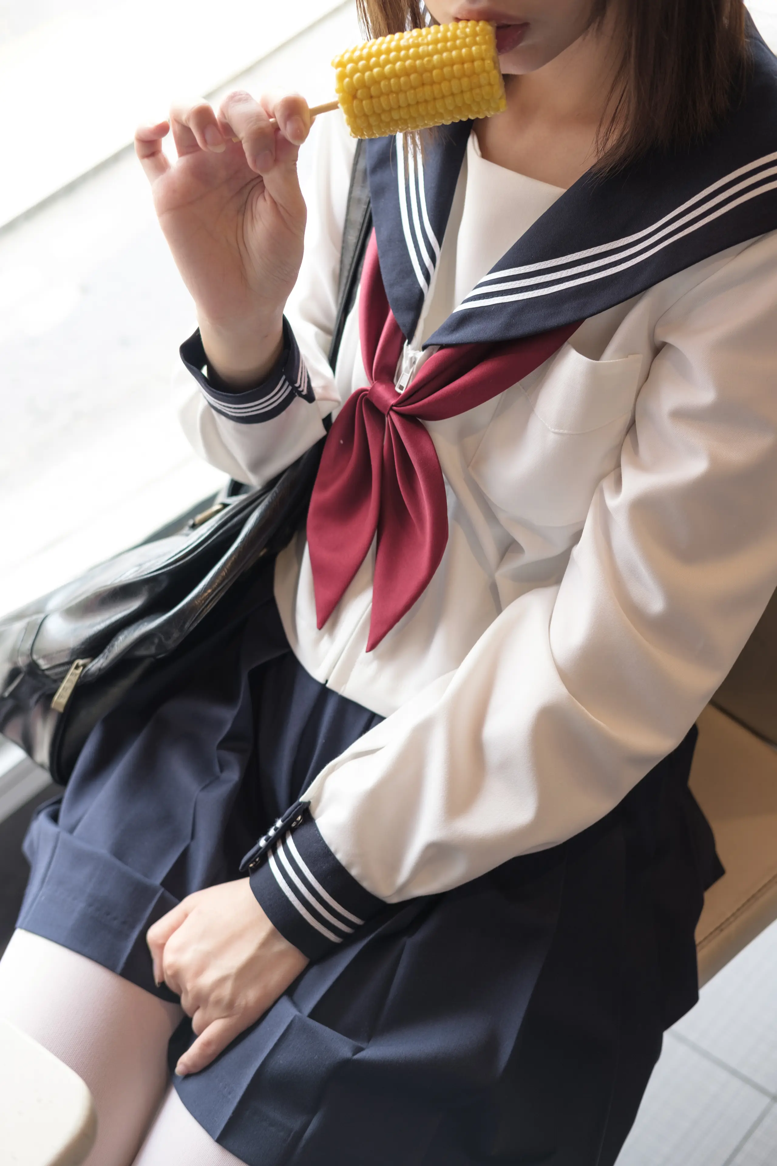 森萝财团 BETA JK白丝美足 [83P]