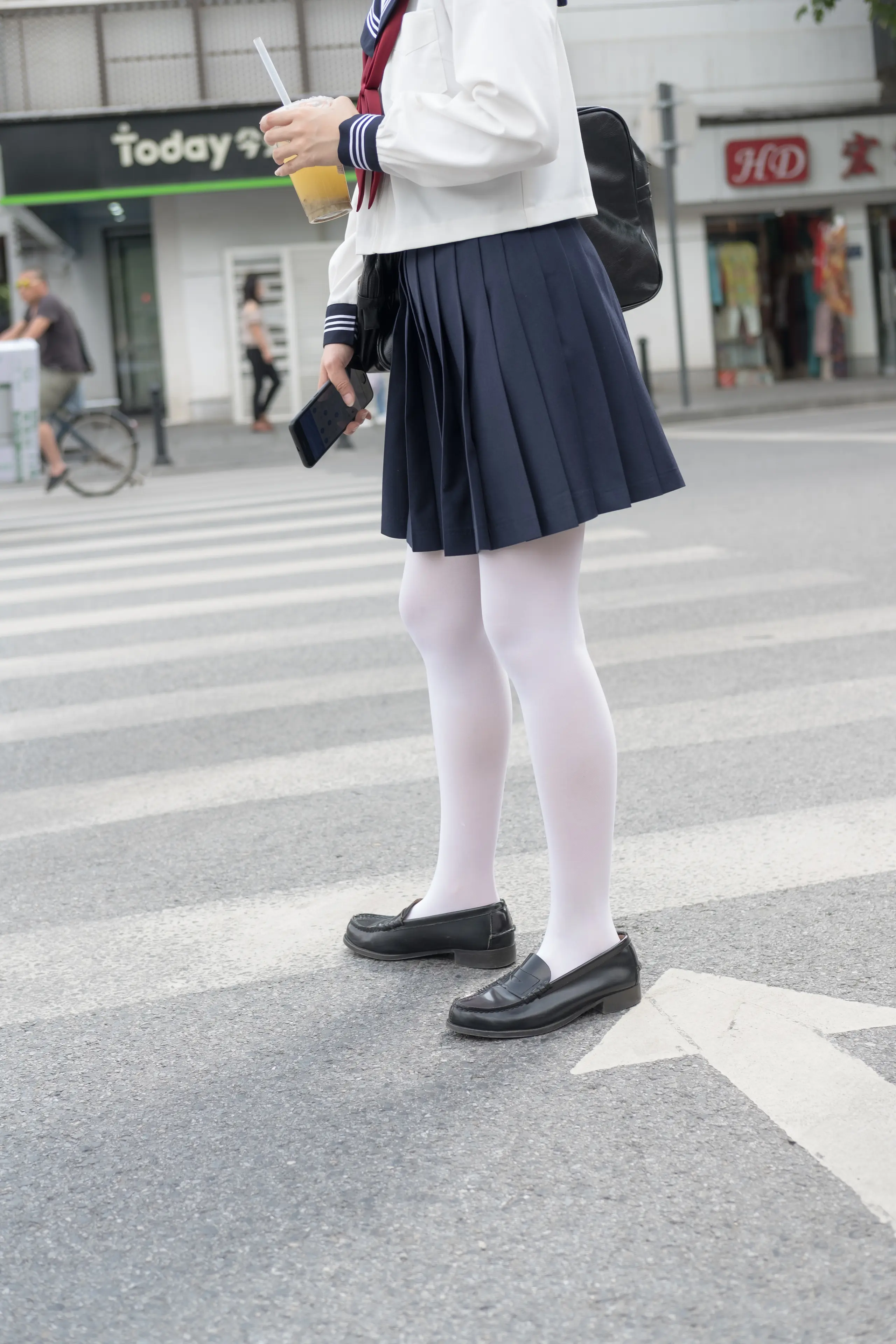 森萝财团 BETA JK白丝美足 [83P]