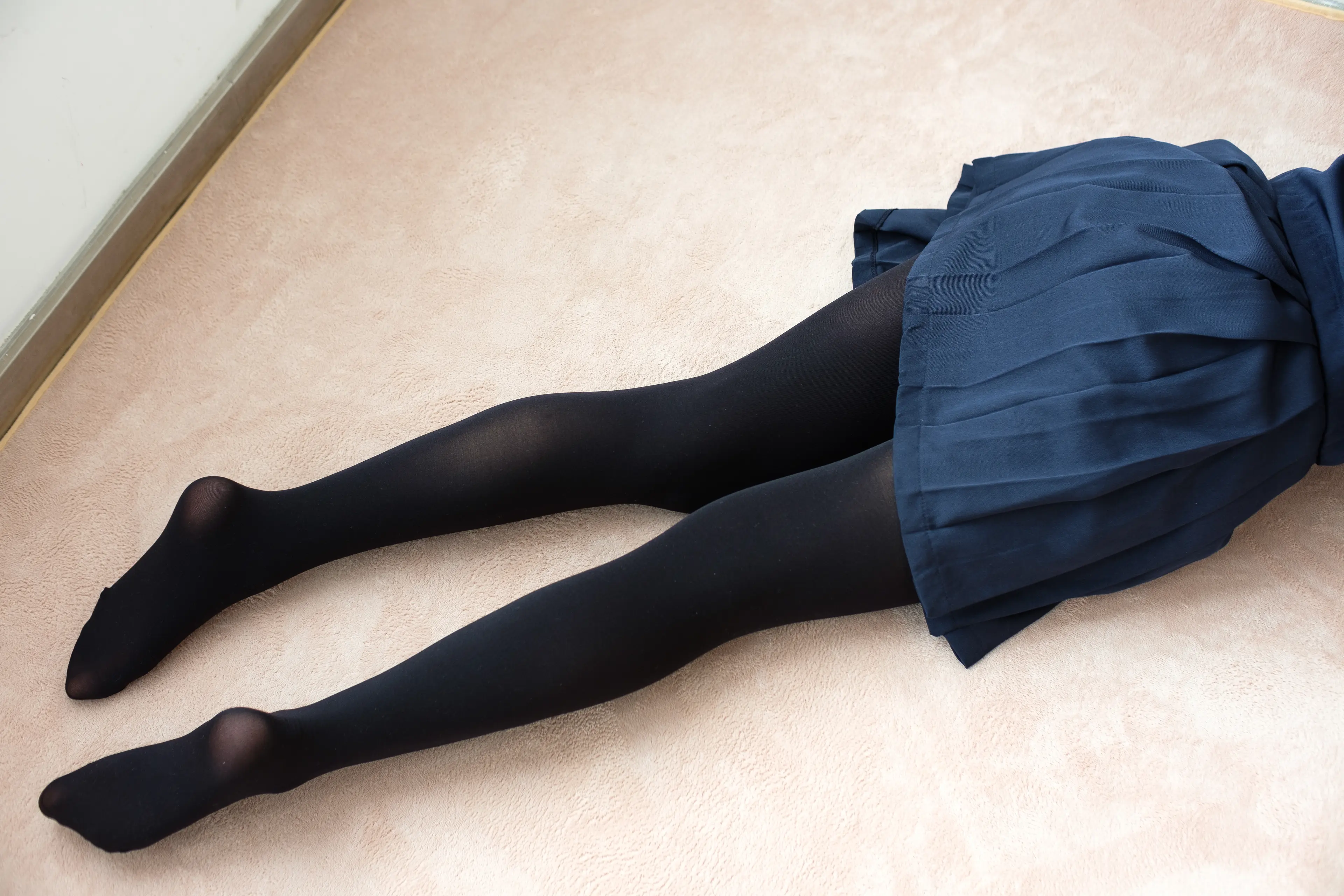 森萝财团 BETA JK黑丝少女 [109P]