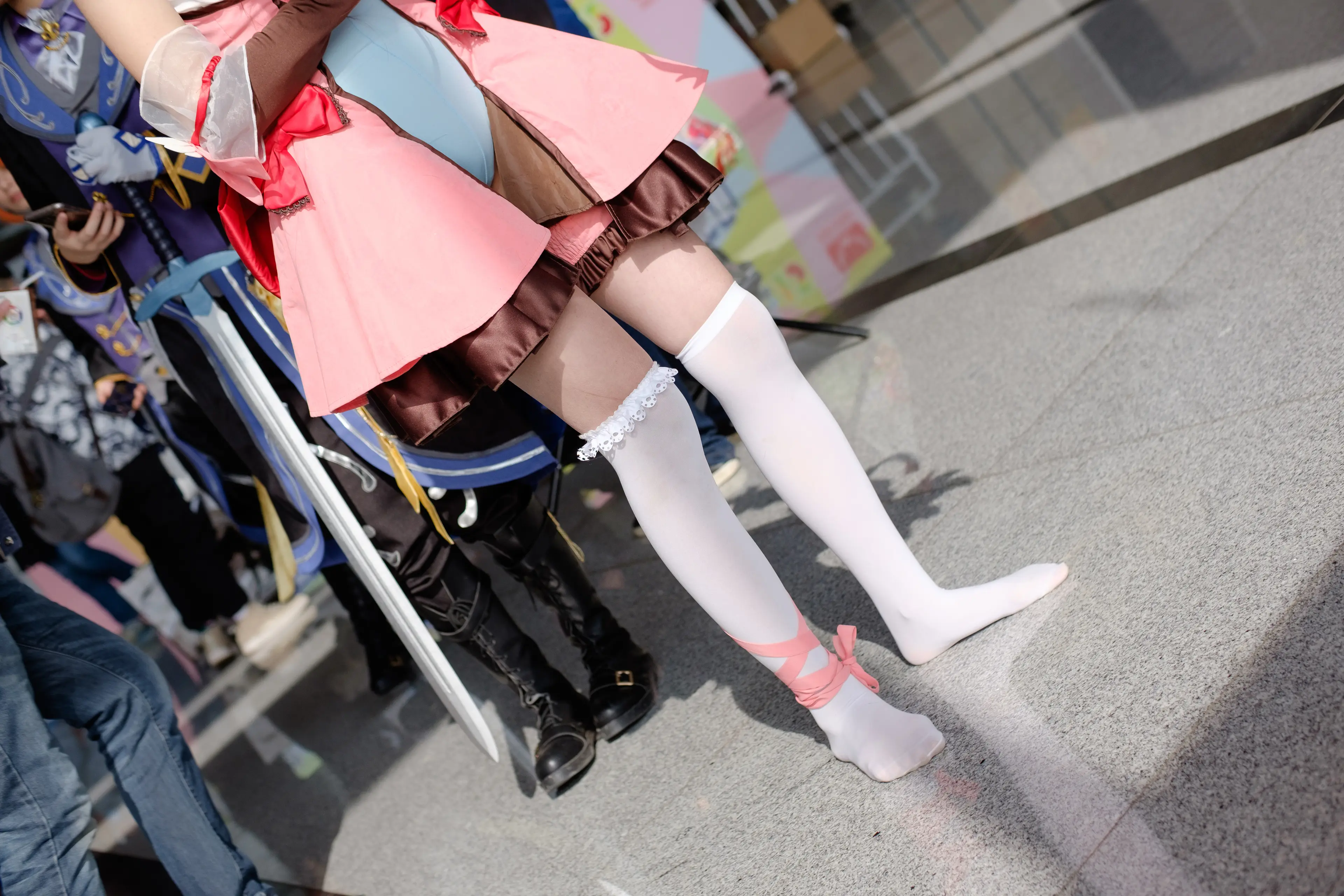 森萝财团 FREE 白丝+黑丝短裙制服装室外写真 [83P]