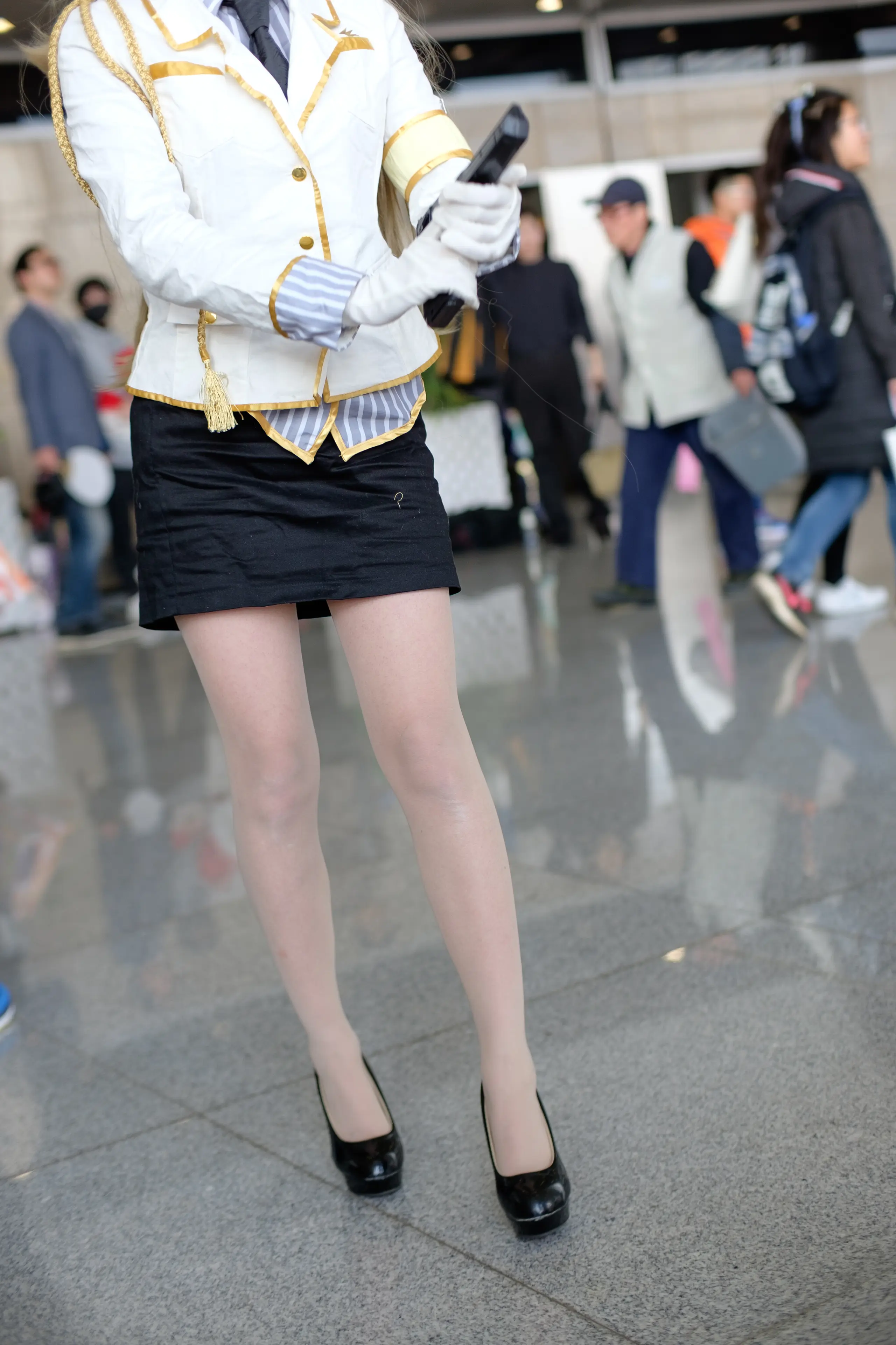 森萝财团 FREE 白丝+黑丝短裙制服装室外写真 [83P]