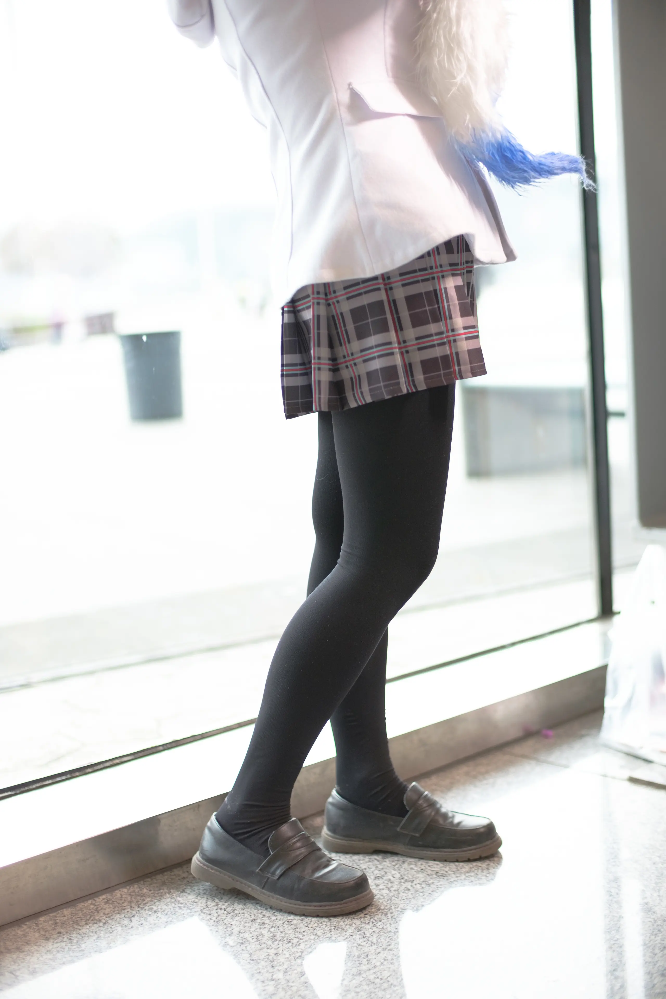 森萝财团 FREE 白丝+黑丝短裙制服装室外写真 [83P]