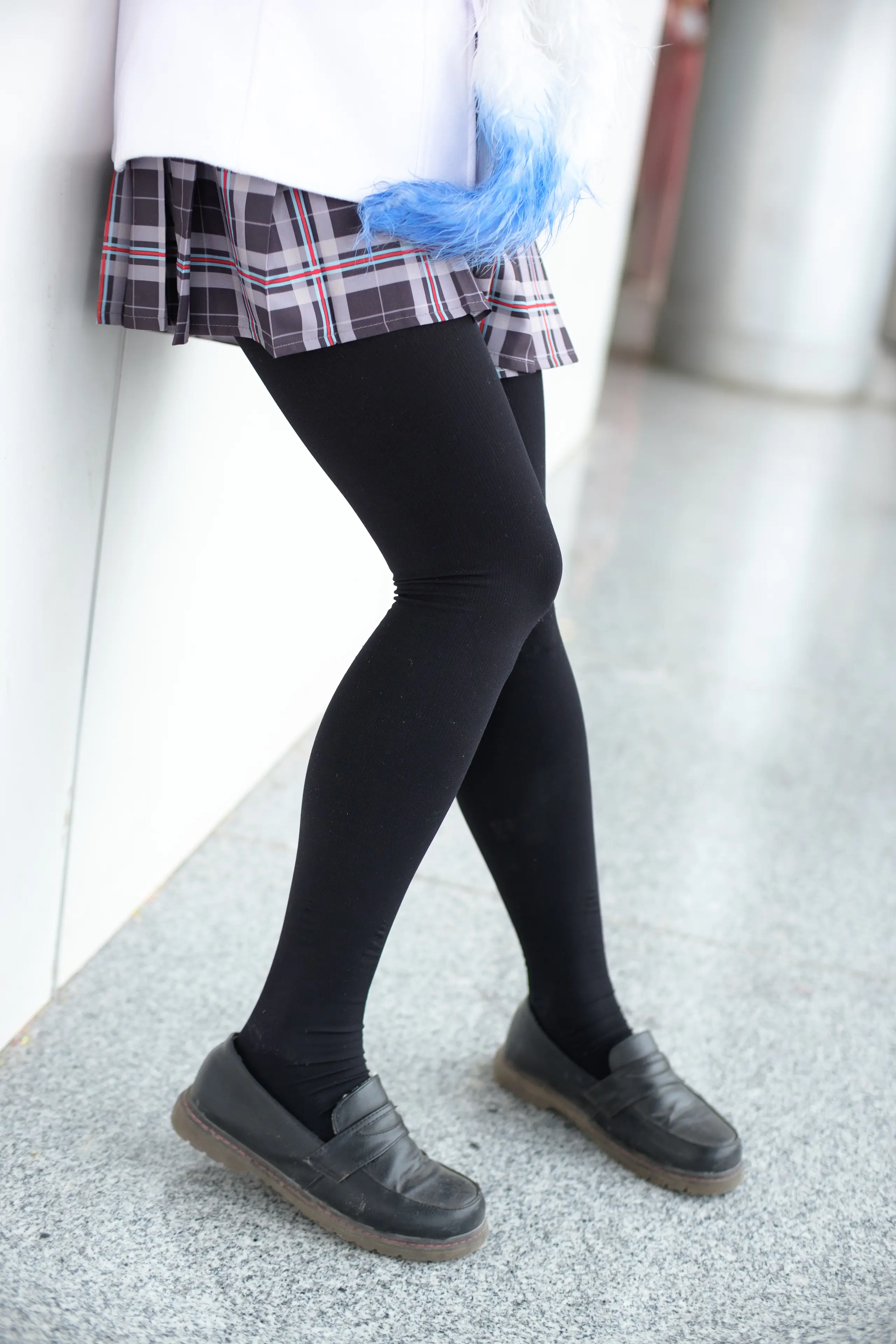 森萝财团 FREE 白丝+黑丝短裙制服装室外写真 [83P]