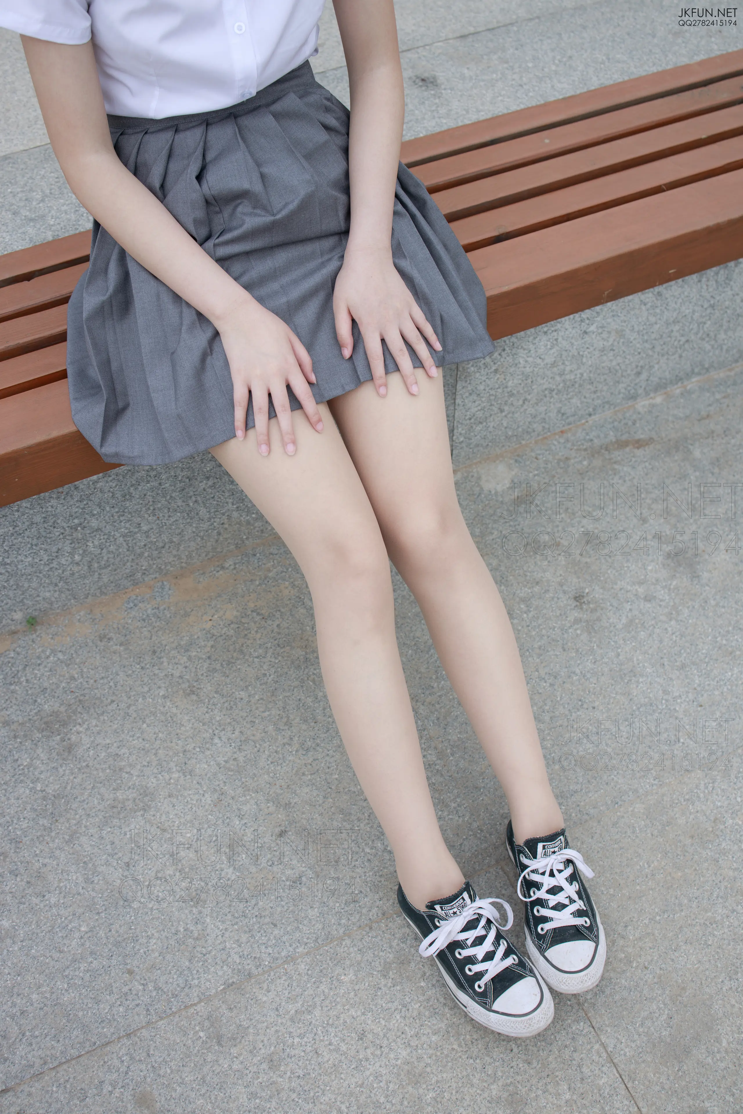 森萝财团 JKFUN 卉子 10D肉丝&裹腿 [116P]