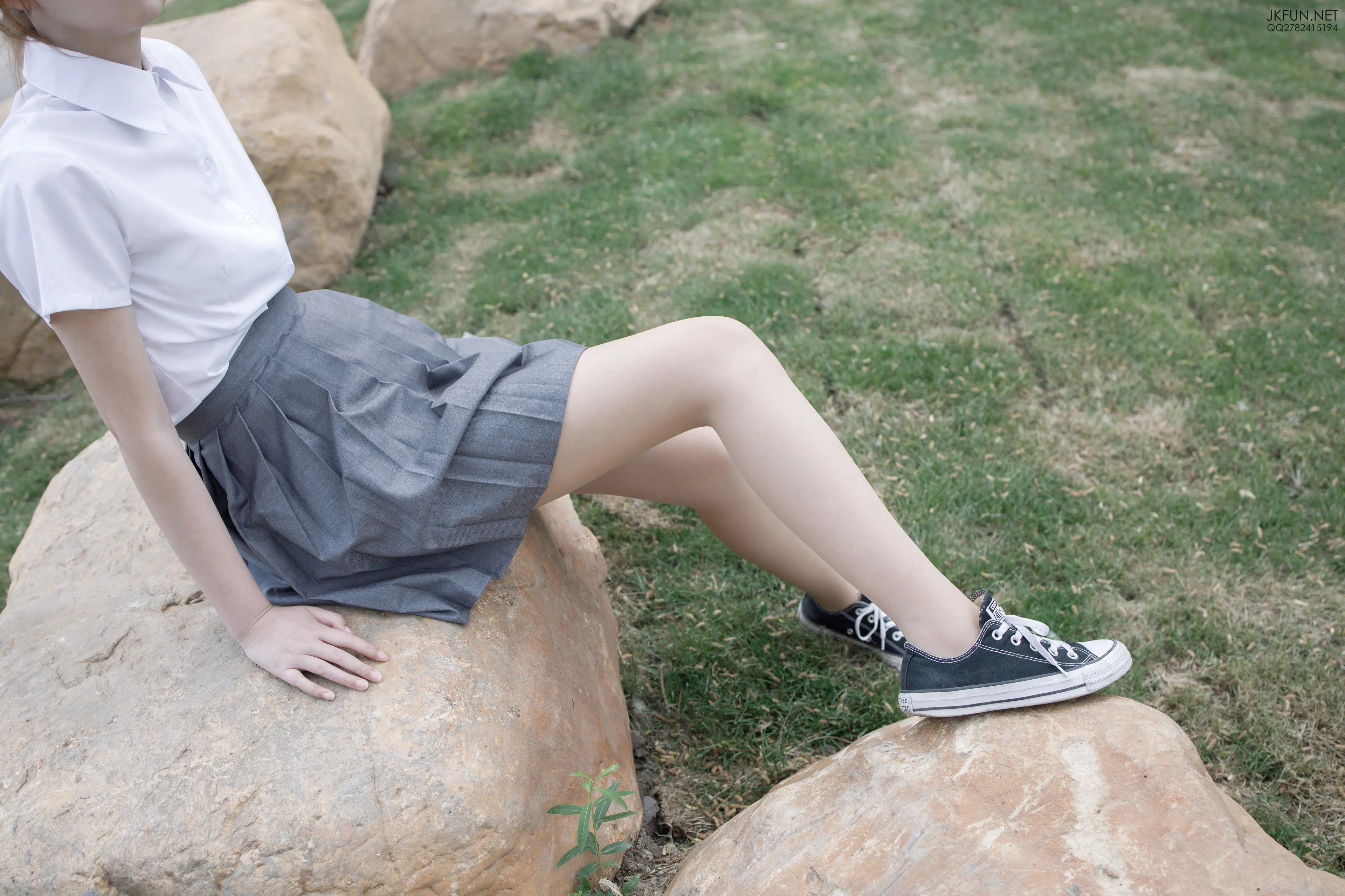 森萝财团 JKFUN 卉子 10D肉丝&裹腿 [116P]