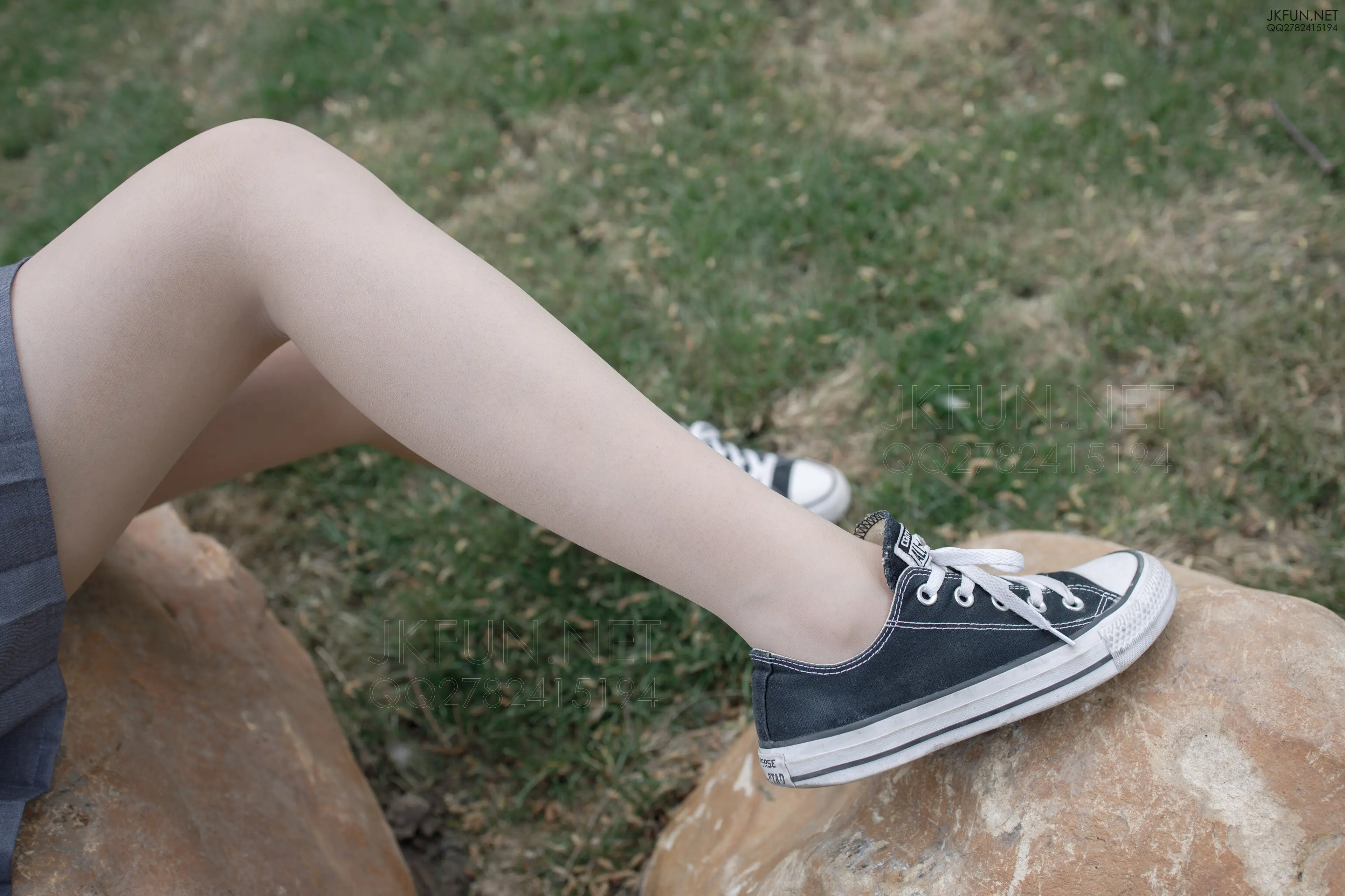 森萝财团 JKFUN 卉子 10D肉丝&裹腿 [116P]