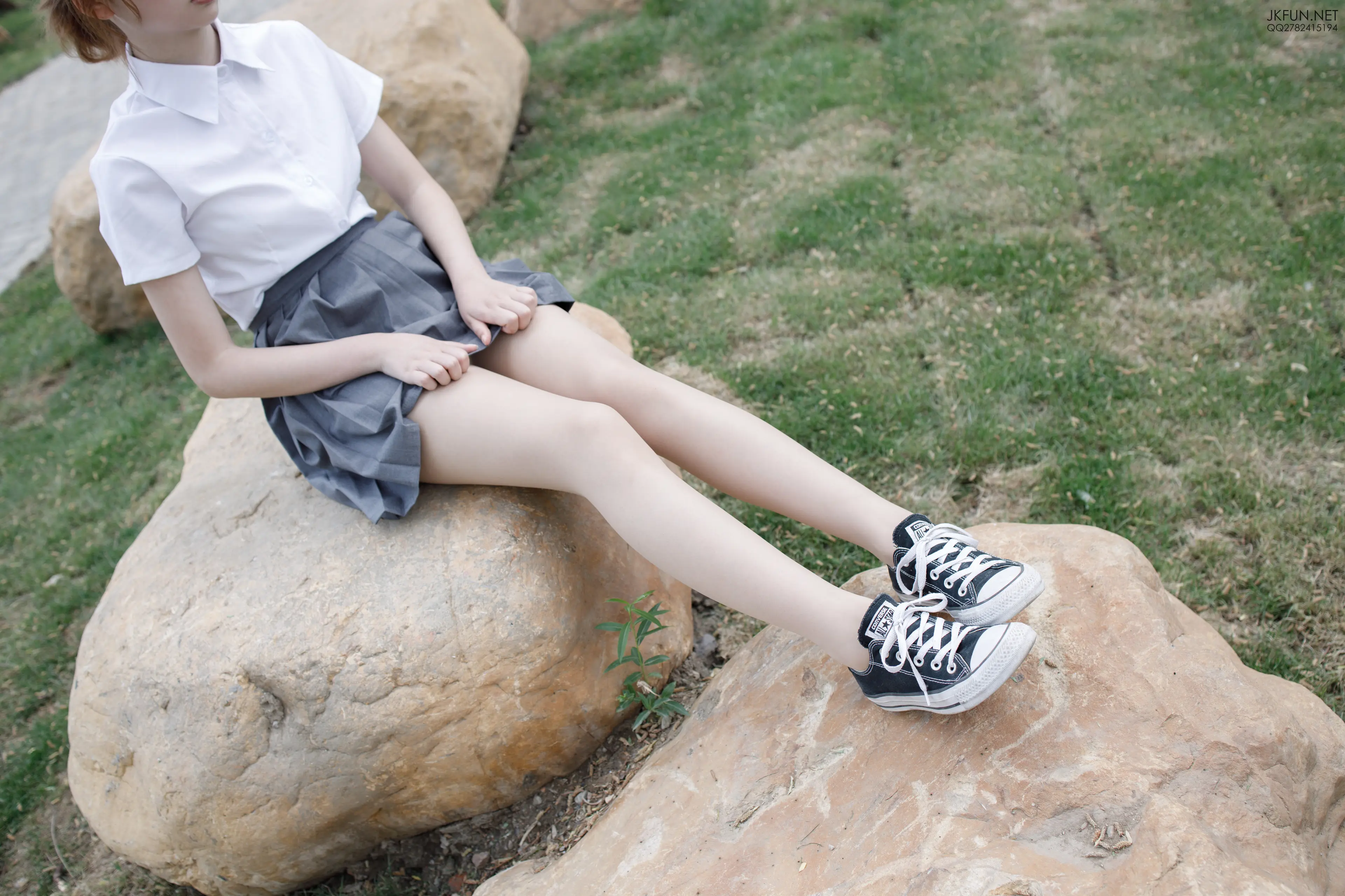 森萝财团 JKFUN 卉子 10D肉丝&裹腿 [116P]