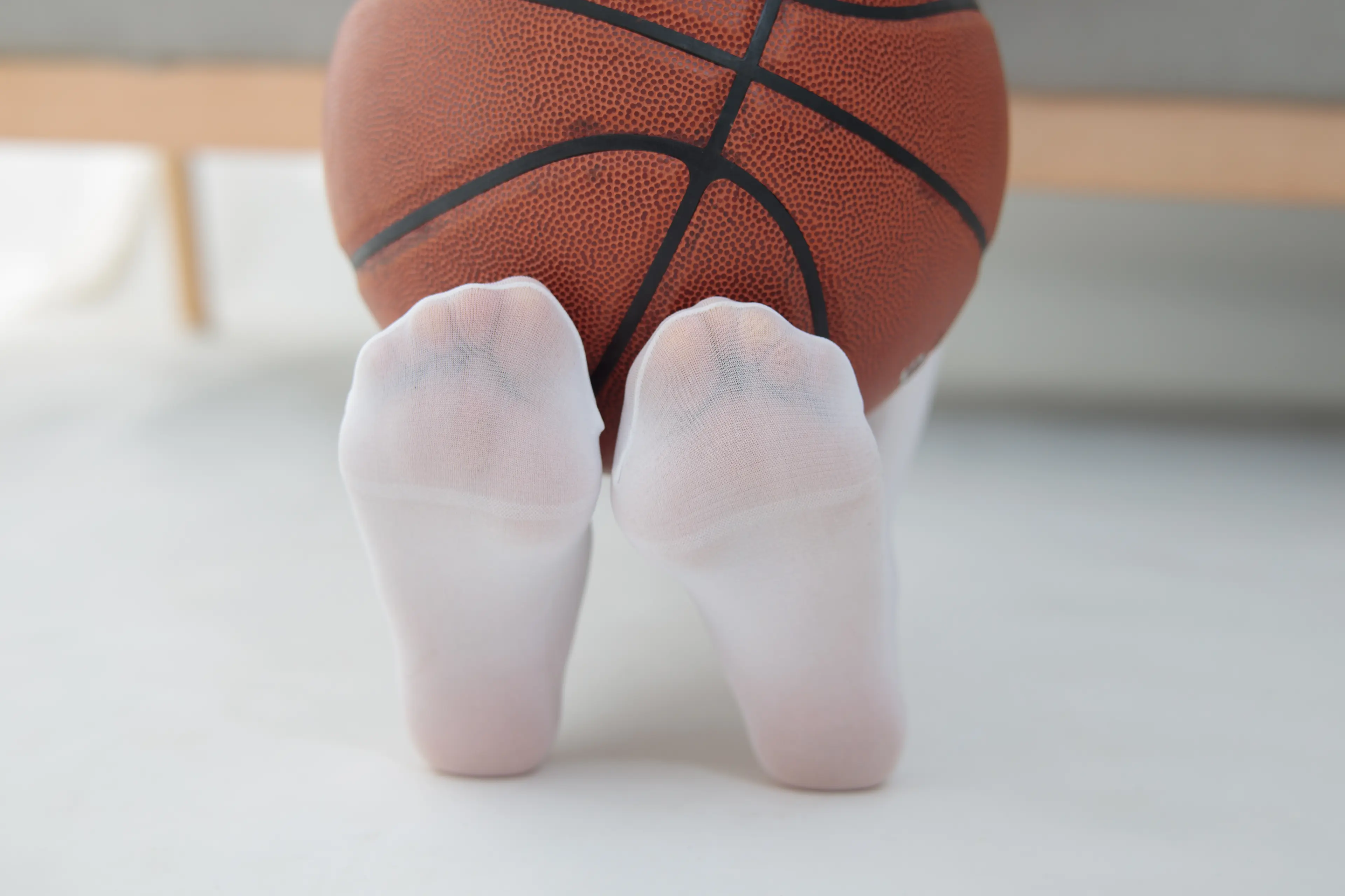 森萝财团 JKFUN 卉子 80D白丝与篮球无关 R16 [60P]