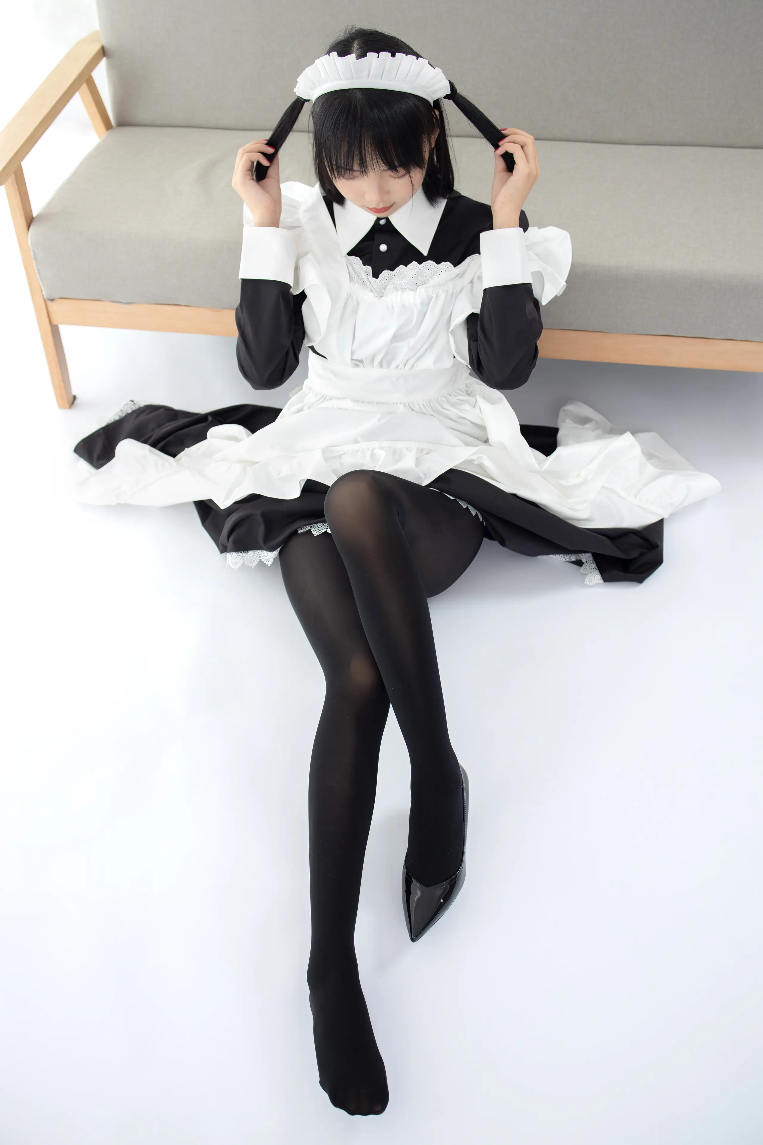 森萝财团 JKFUN 卉子 80D黑丝 踩物女仆 [67P]