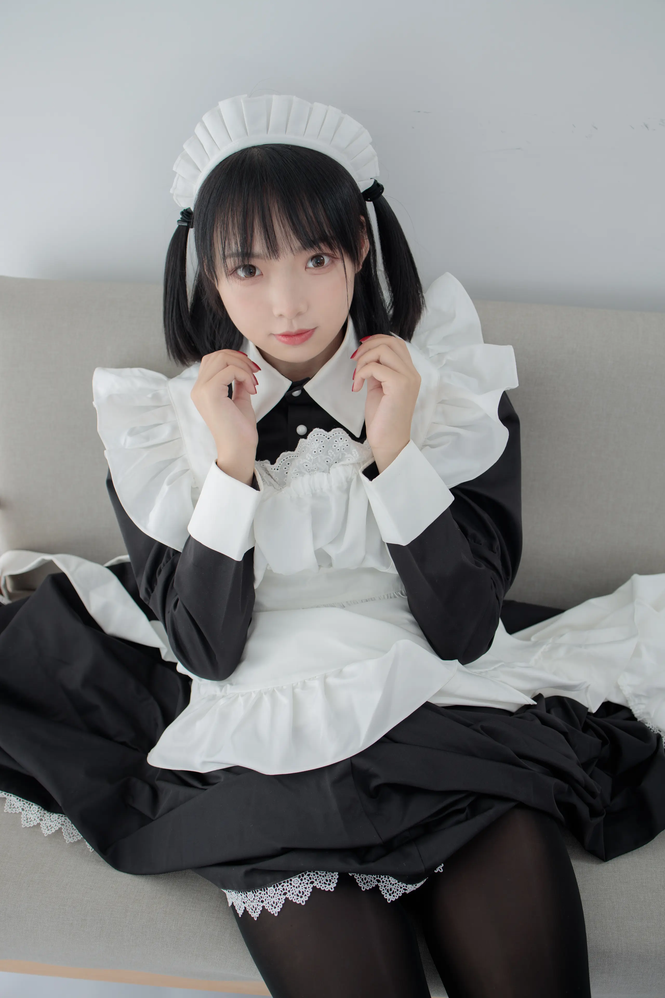 森萝财团 JKFUN 卉子 80D黑丝 踩物女仆 [67P]