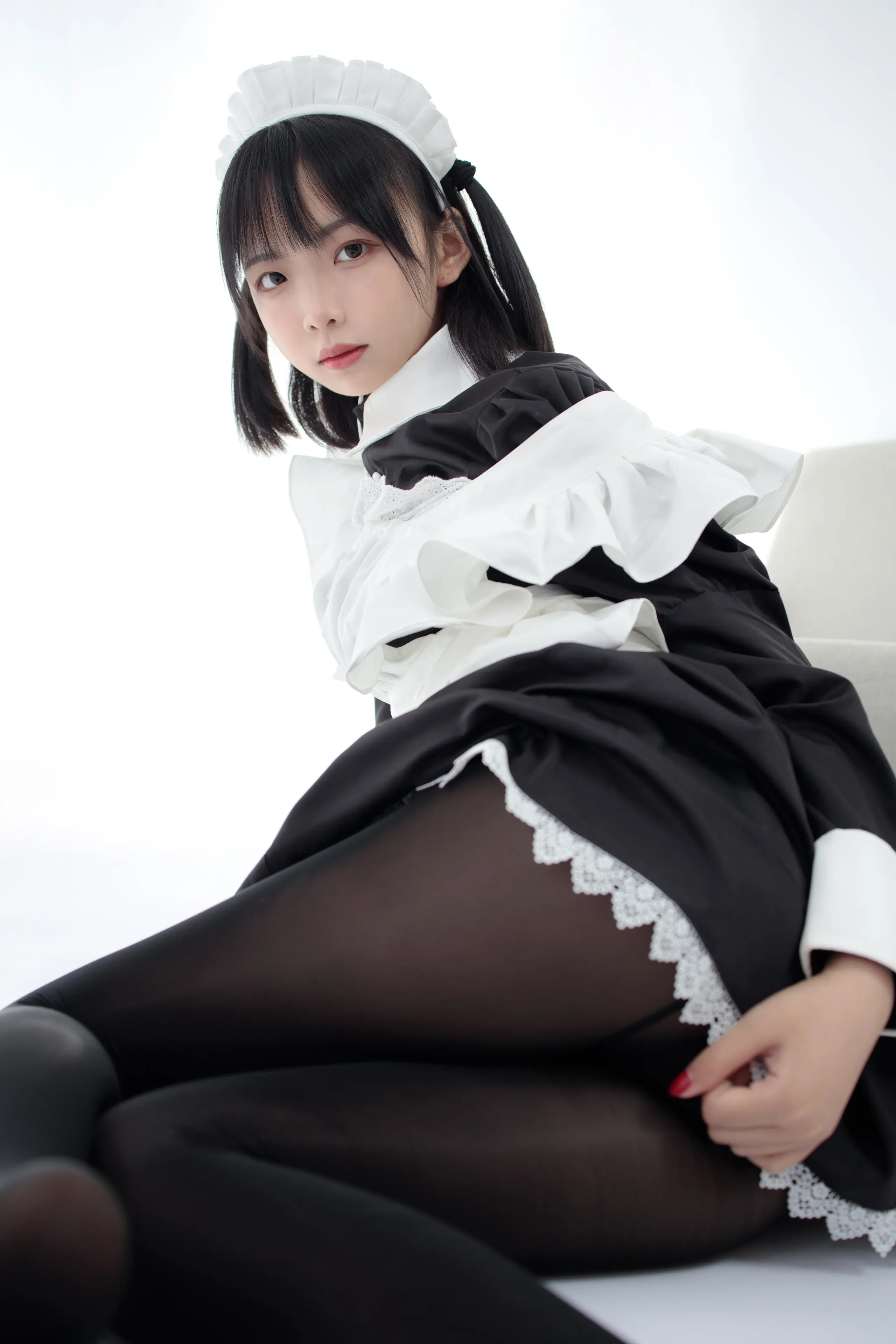 森萝财团 JKFUN 卉子 80D黑丝 踩物女仆 [67P]