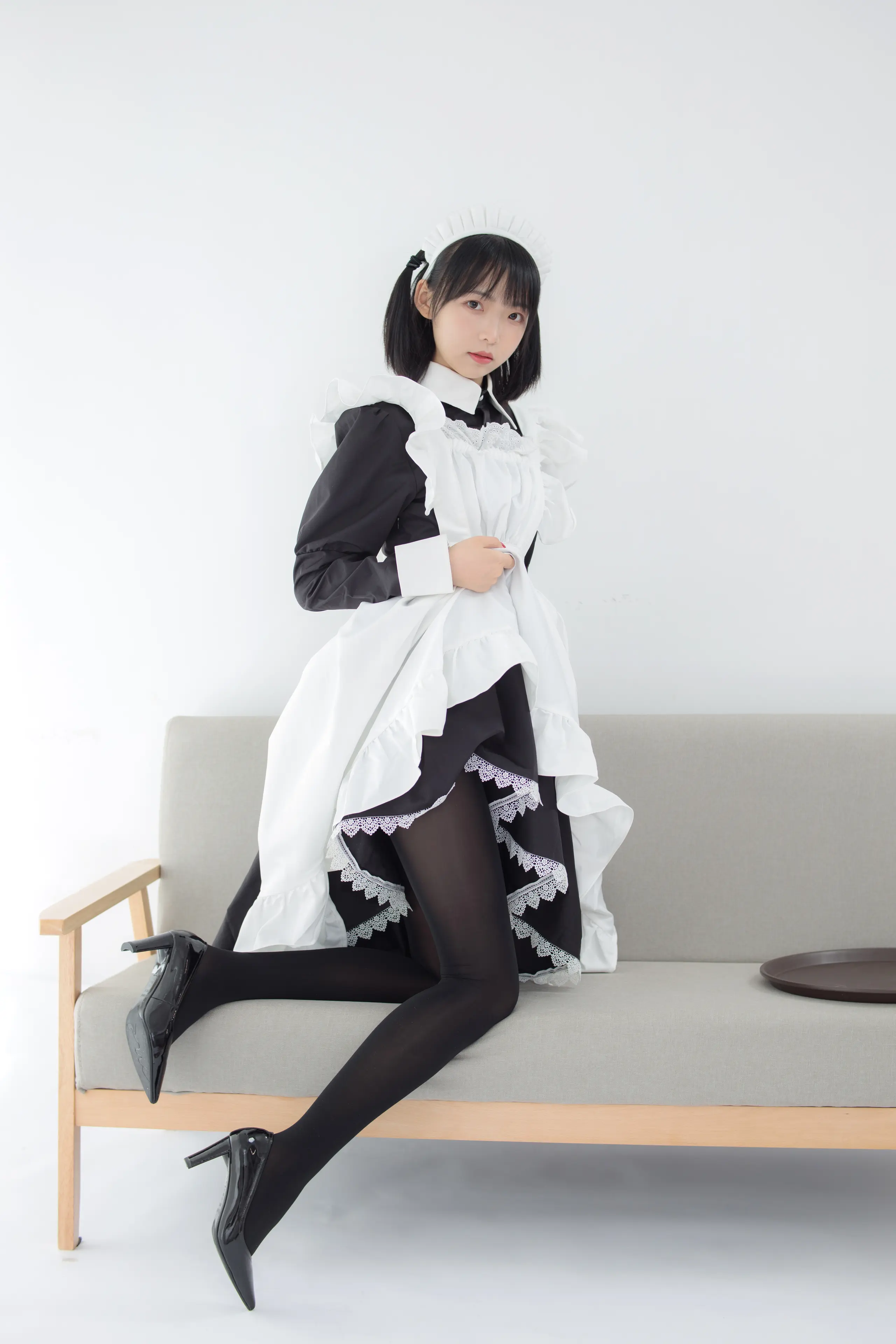 森萝财团 JKFUN 卉子 80D黑丝 踩物女仆 [67P]