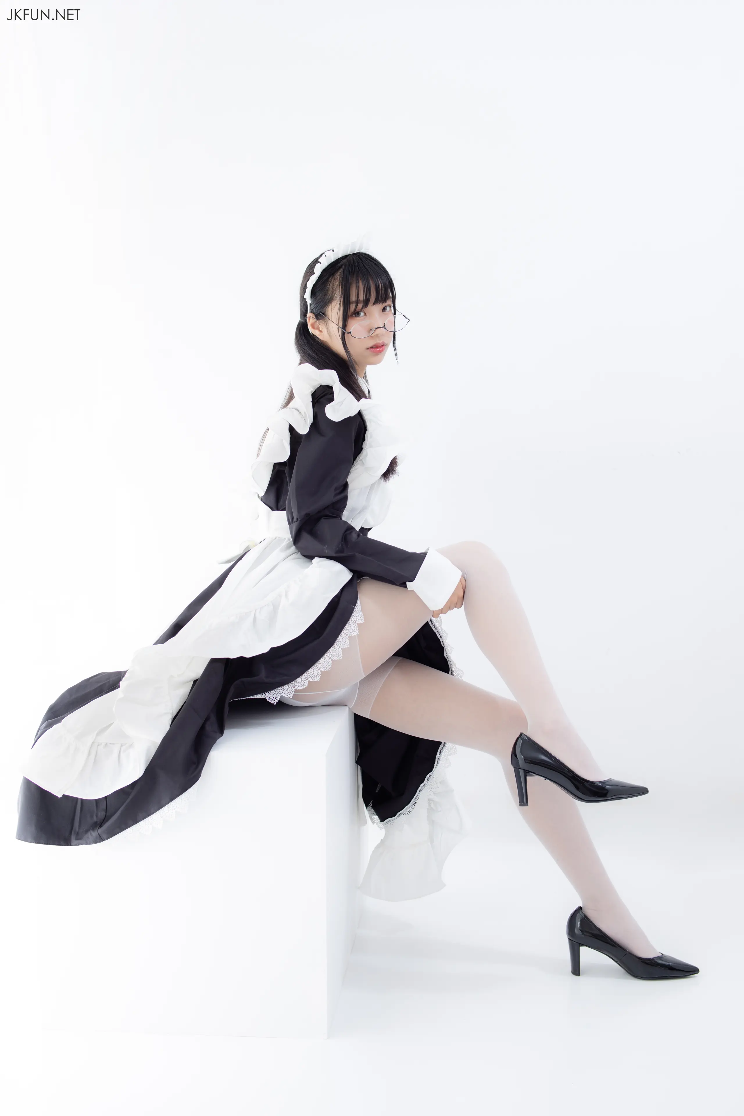 森萝财团 JKFUN 小梓 15D超薄白丝 [127P]