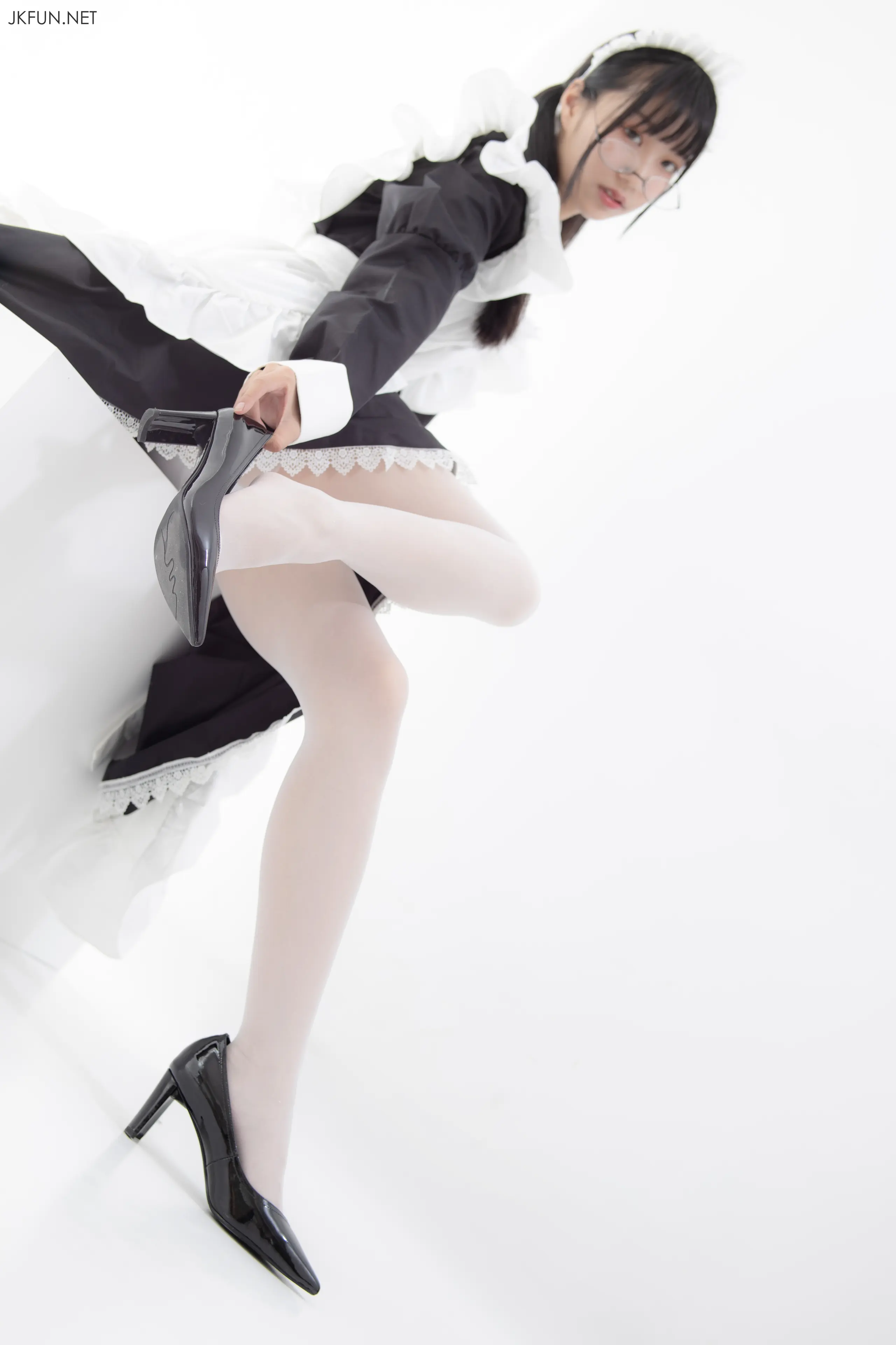 森萝财团 JKFUN 小梓 15D超薄白丝 [127P]