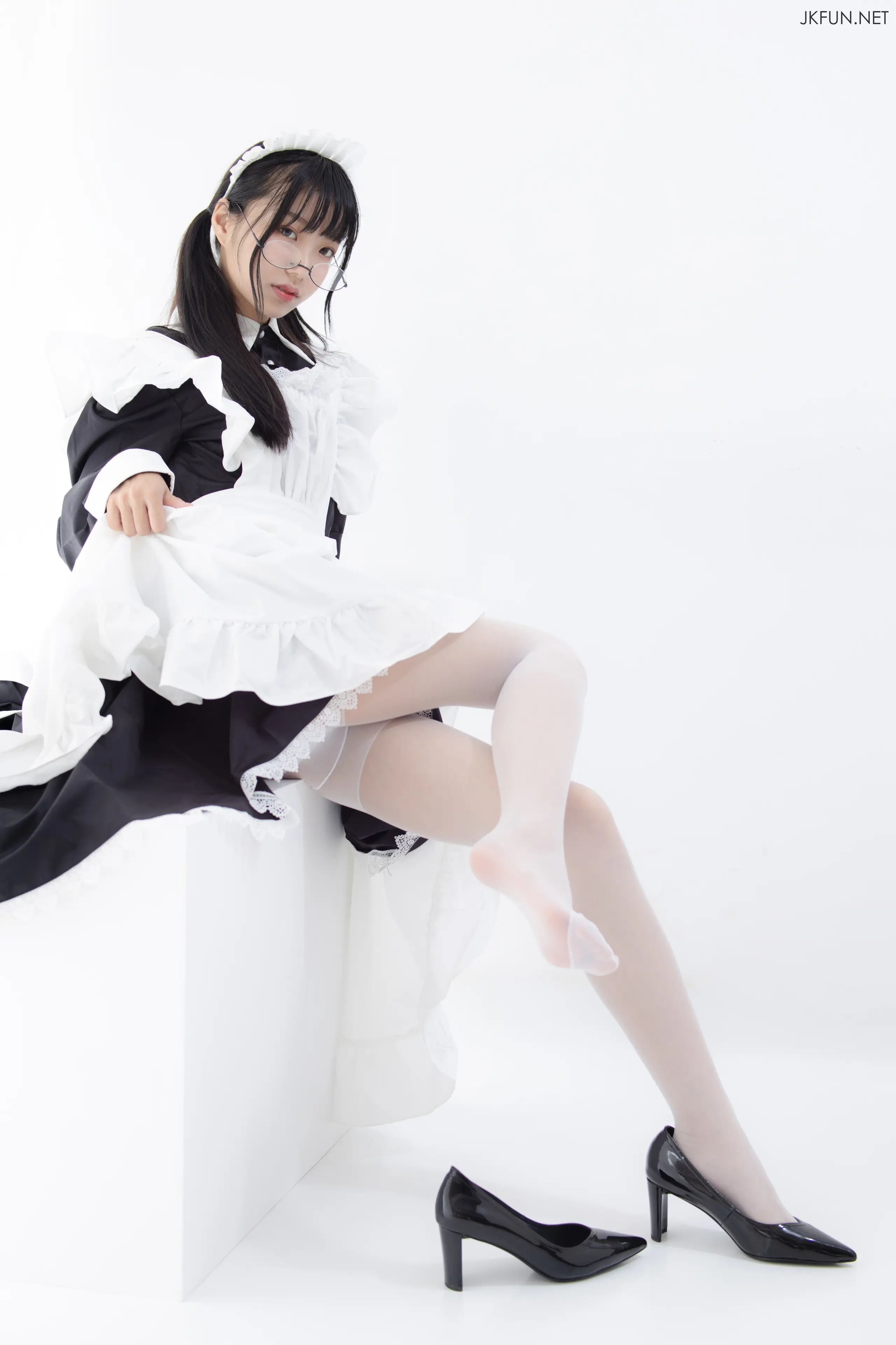 森萝财团 JKFUN 小梓 15D超薄白丝 [127P]