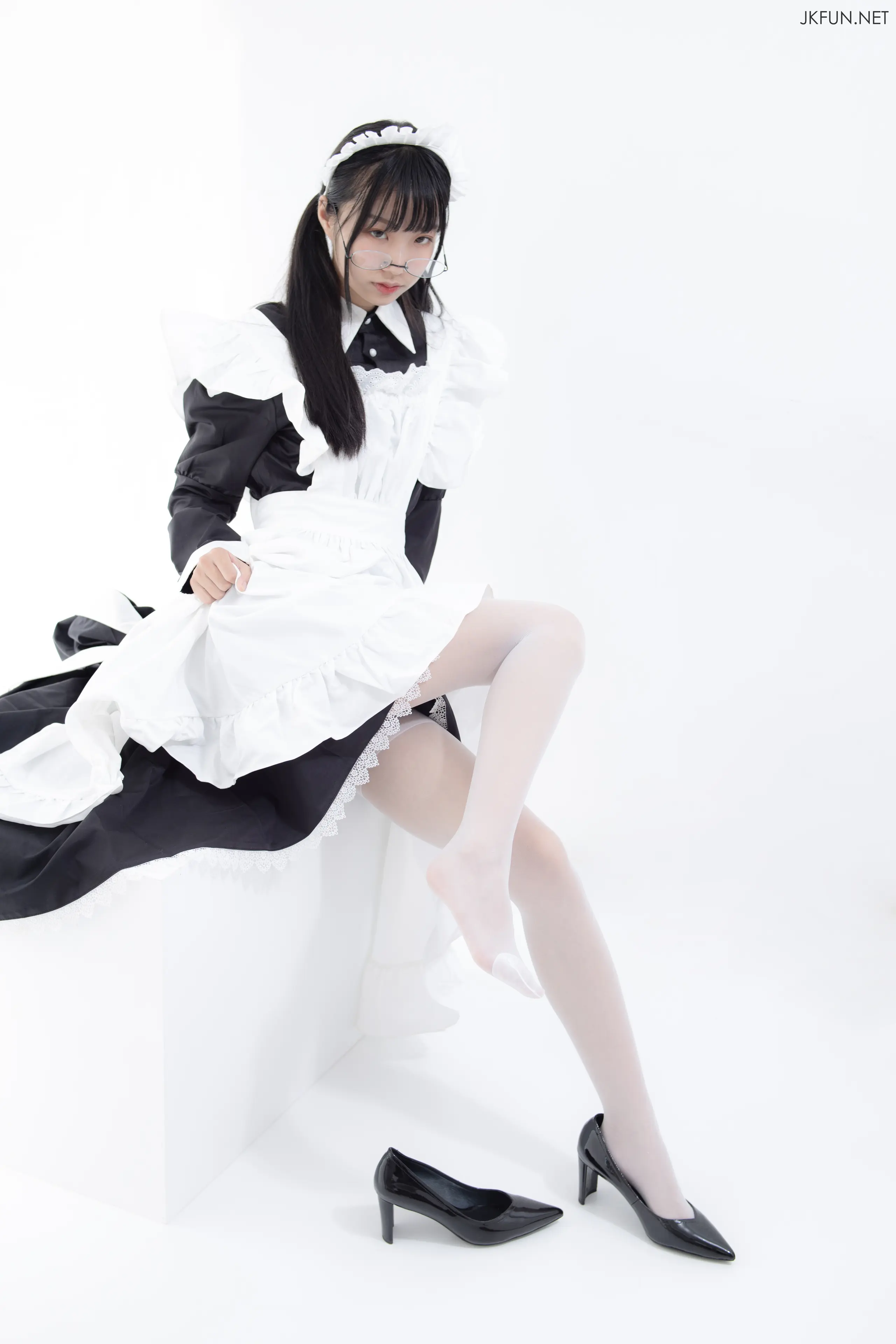 森萝财团 JKFUN 小梓 15D超薄白丝 [127P]