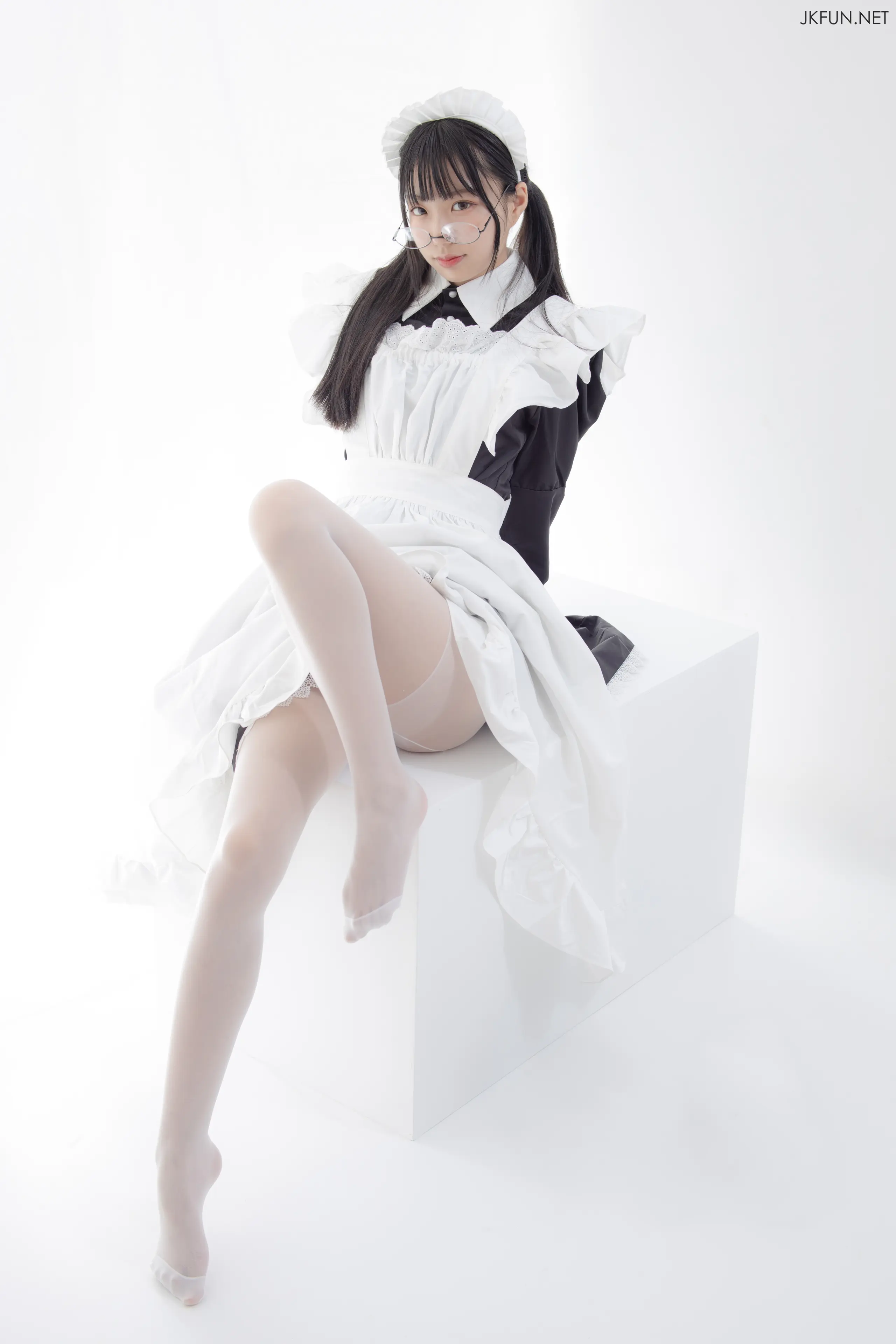 森萝财团 JKFUN 小梓 15D超薄白丝 [127P]