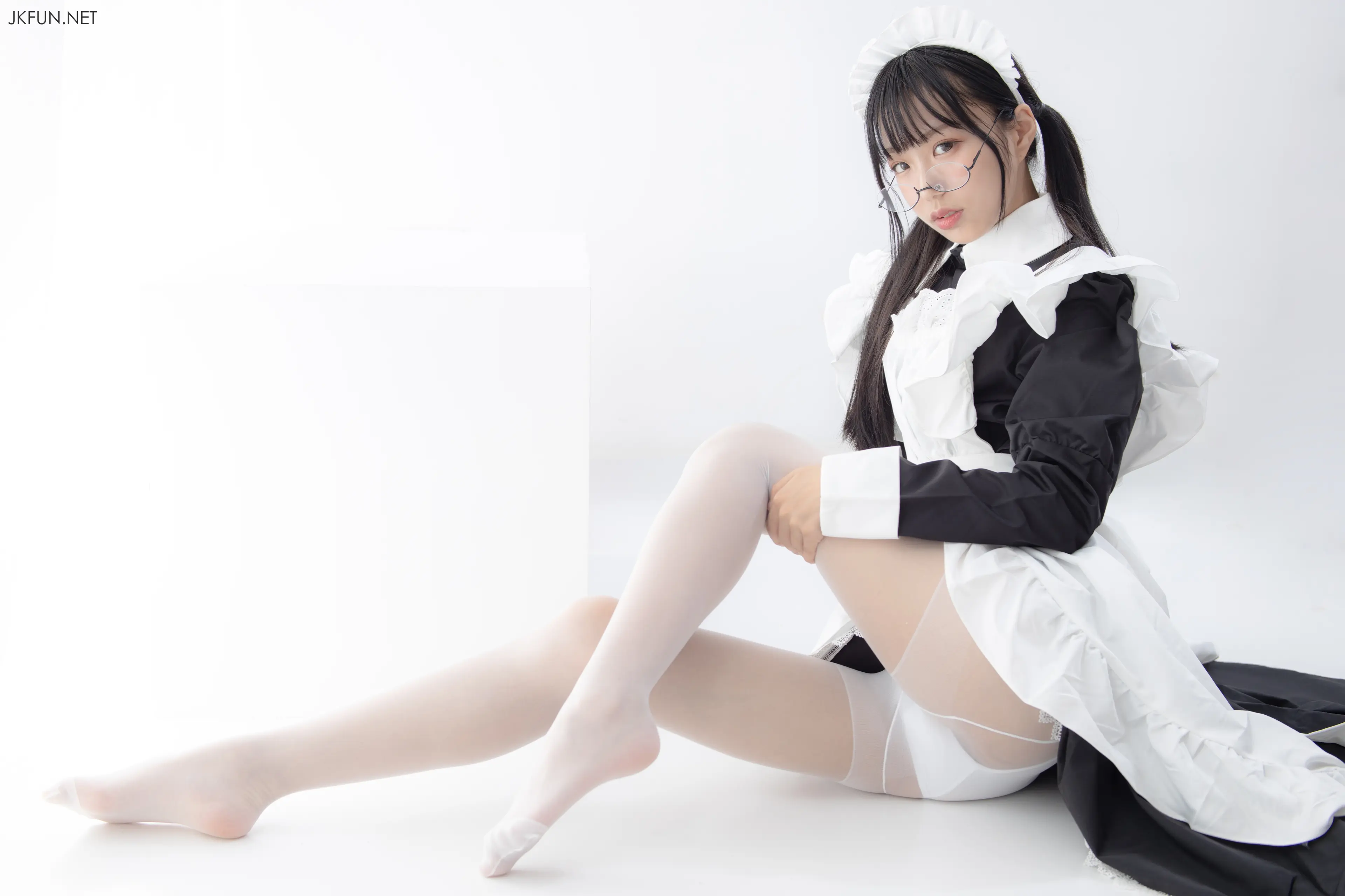 森萝财团 JKFUN 小梓 15D超薄白丝 [127P]