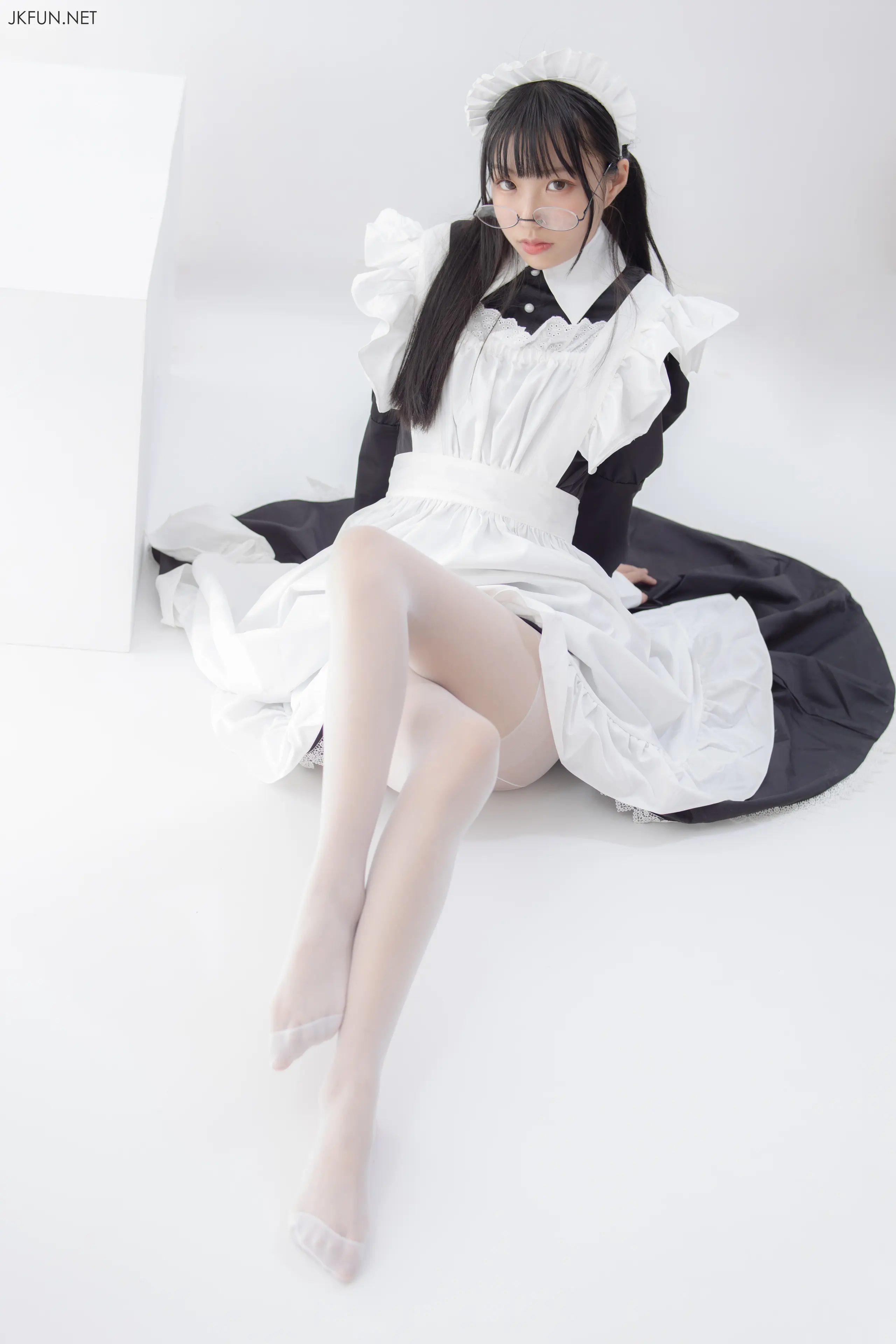 森萝财团 JKFUN 小梓 15D超薄白丝 [127P]