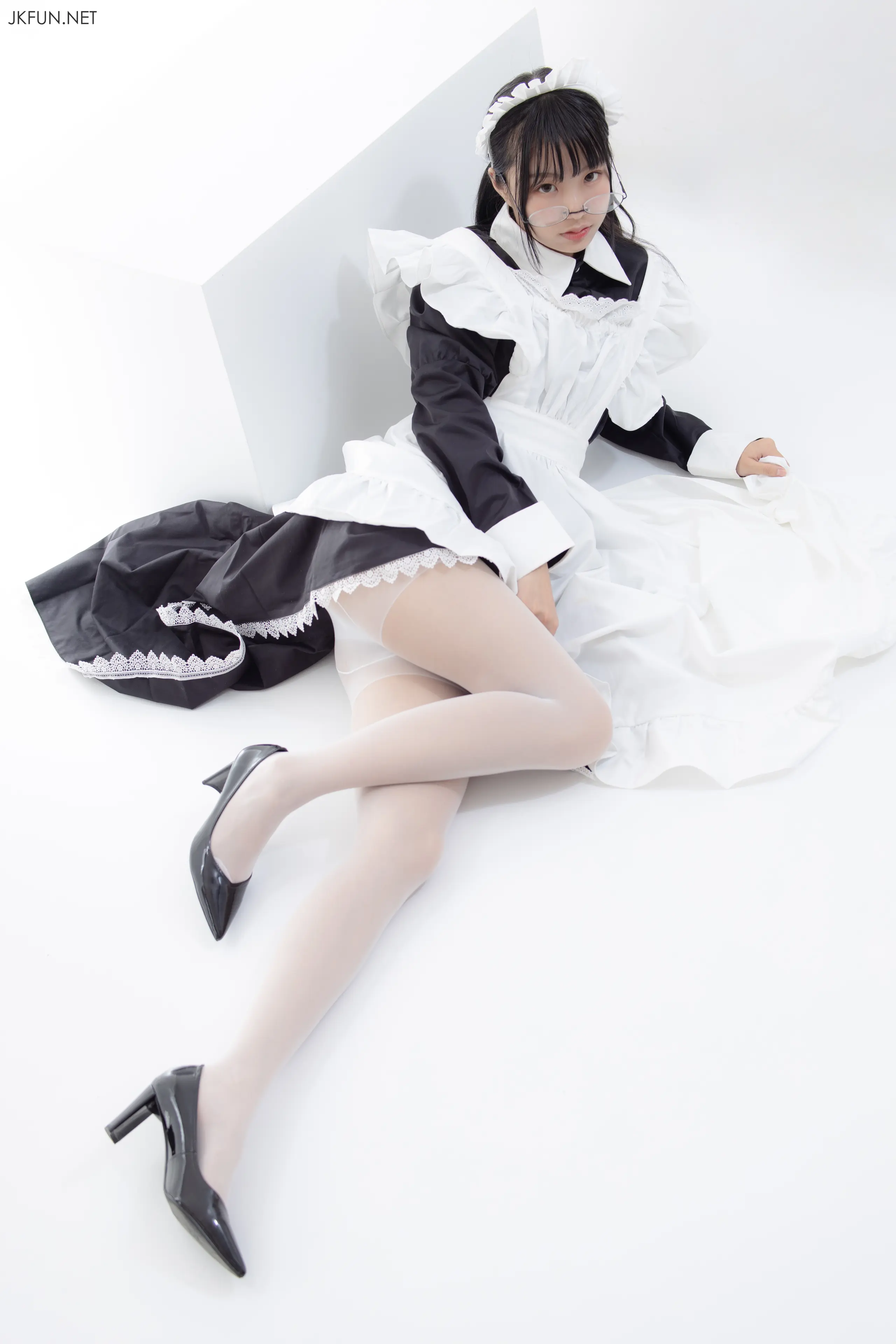 森萝财团 JKFUN 小梓 15D超薄白丝 [127P]