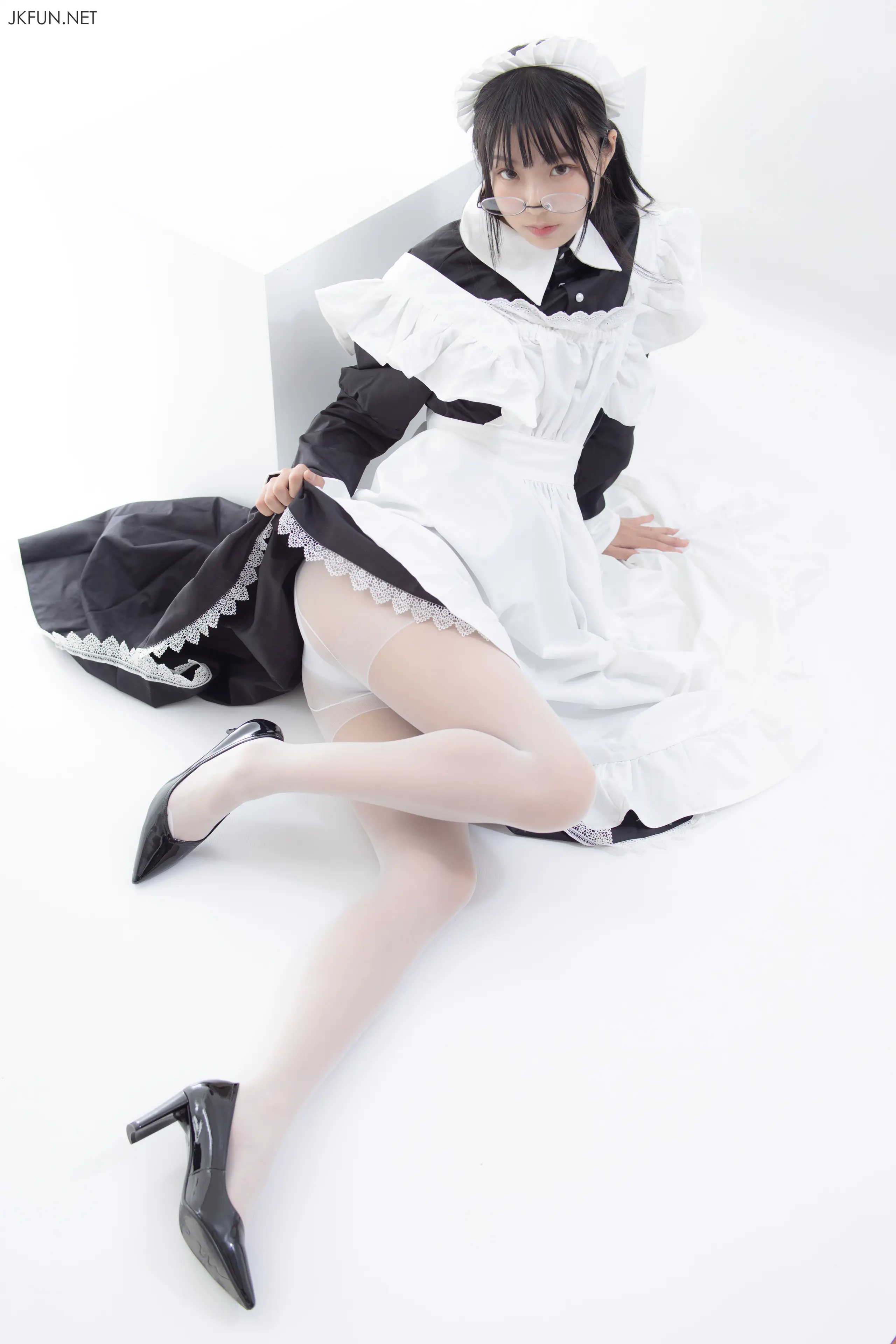 森萝财团 JKFUN 小梓 15D超薄白丝 [127P]