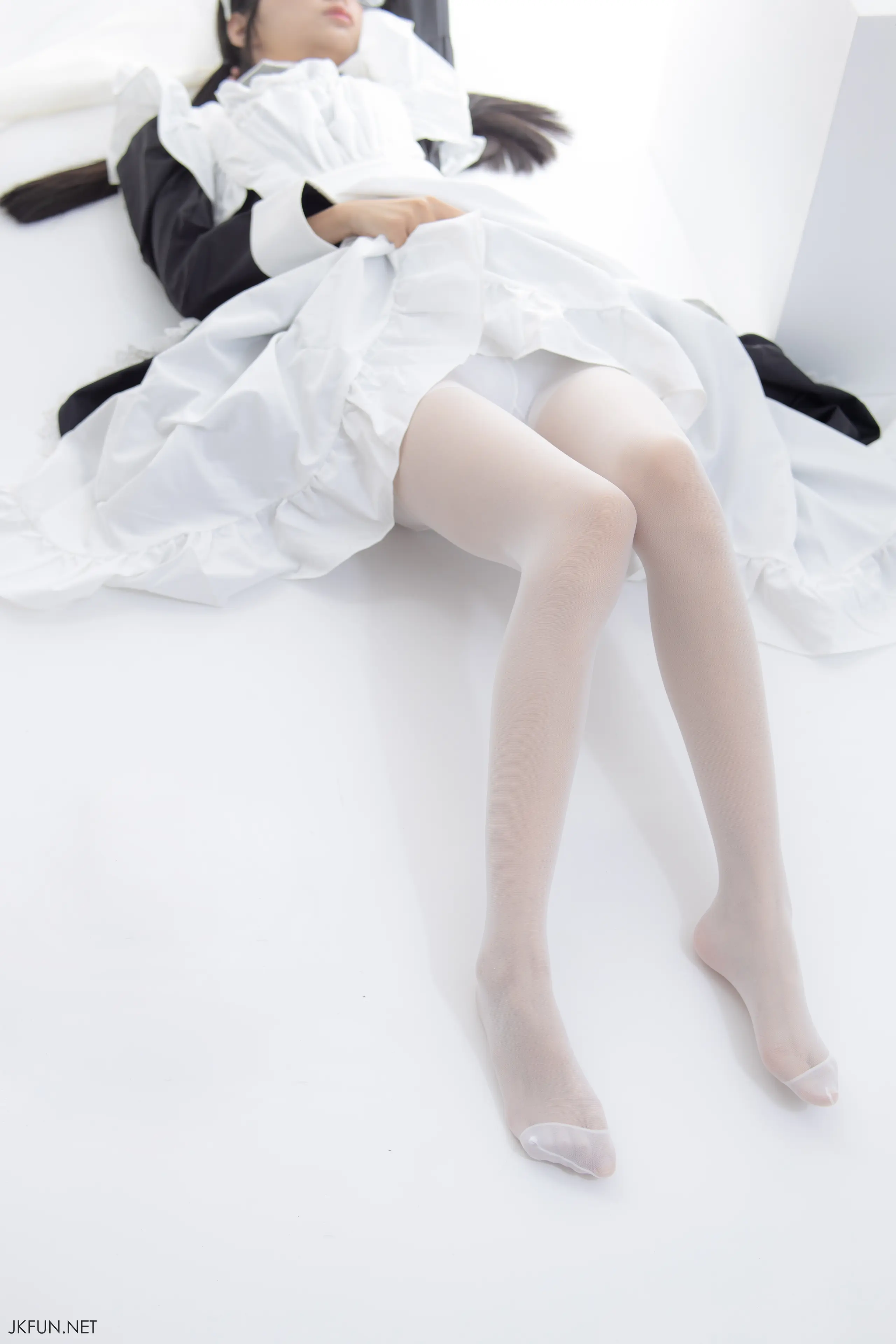 森萝财团 JKFUN 小梓 15D超薄白丝 [127P]