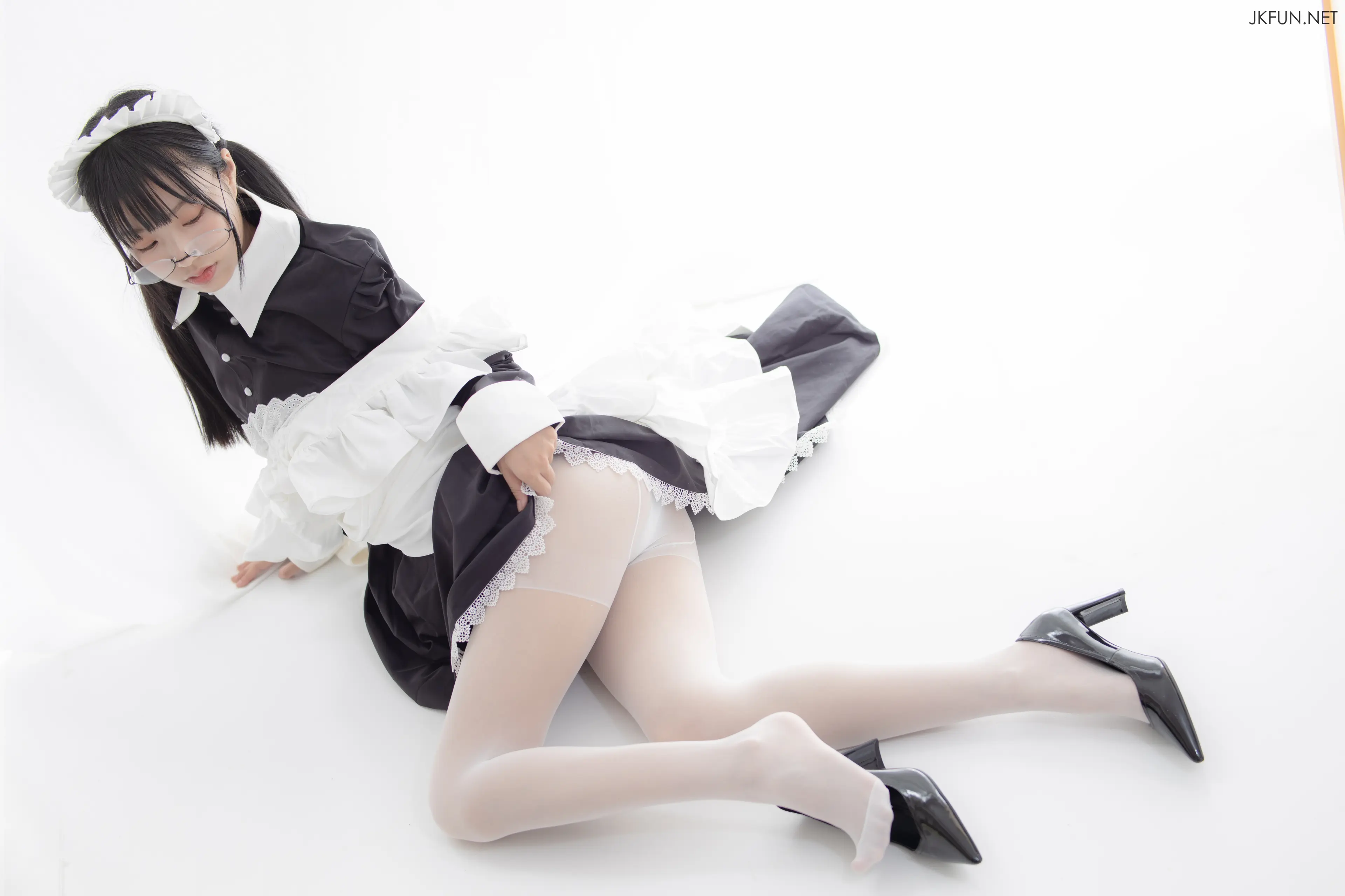 森萝财团 JKFUN 小梓 15D超薄白丝 [127P]