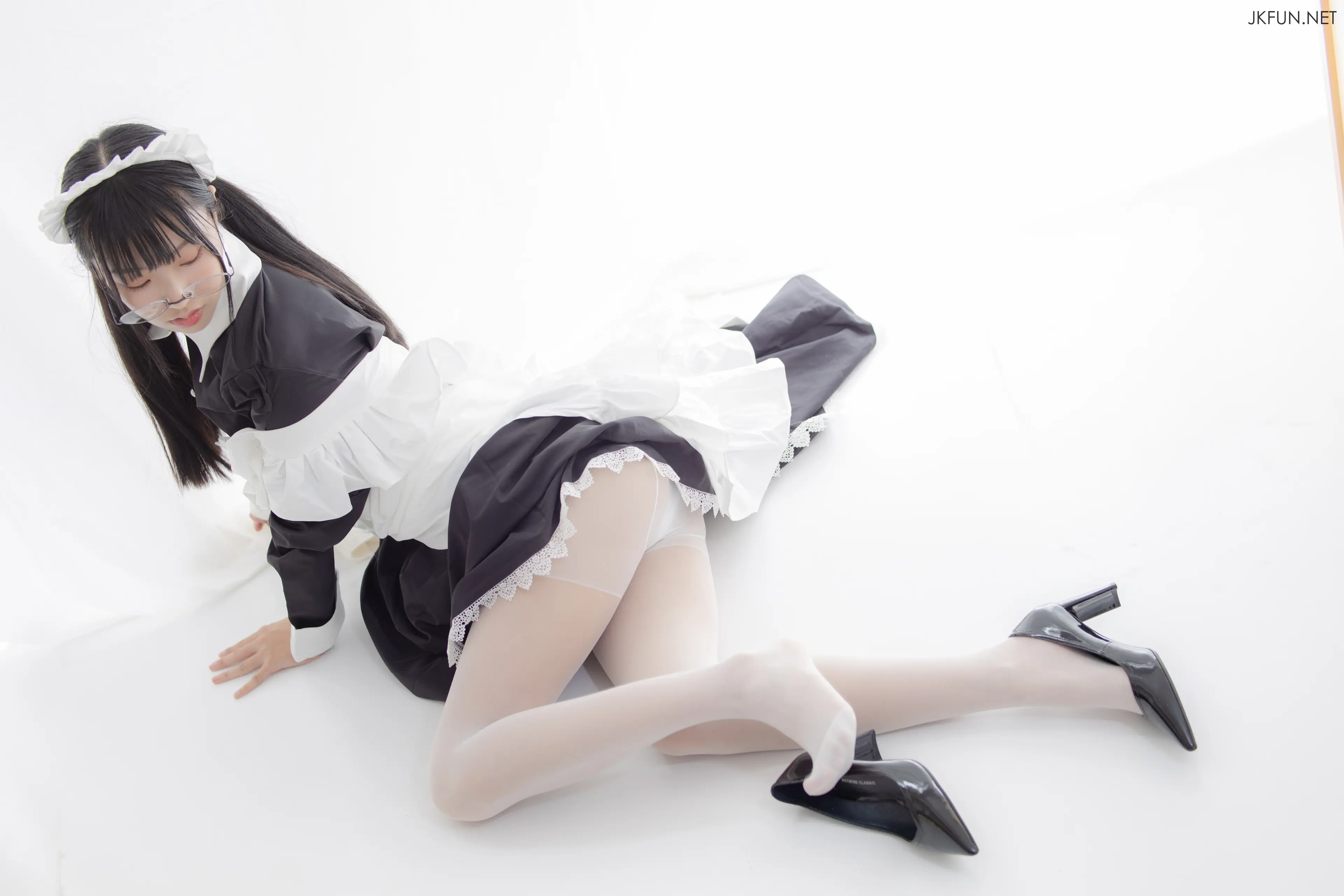 森萝财团 JKFUN 小梓 15D超薄白丝 [127P]