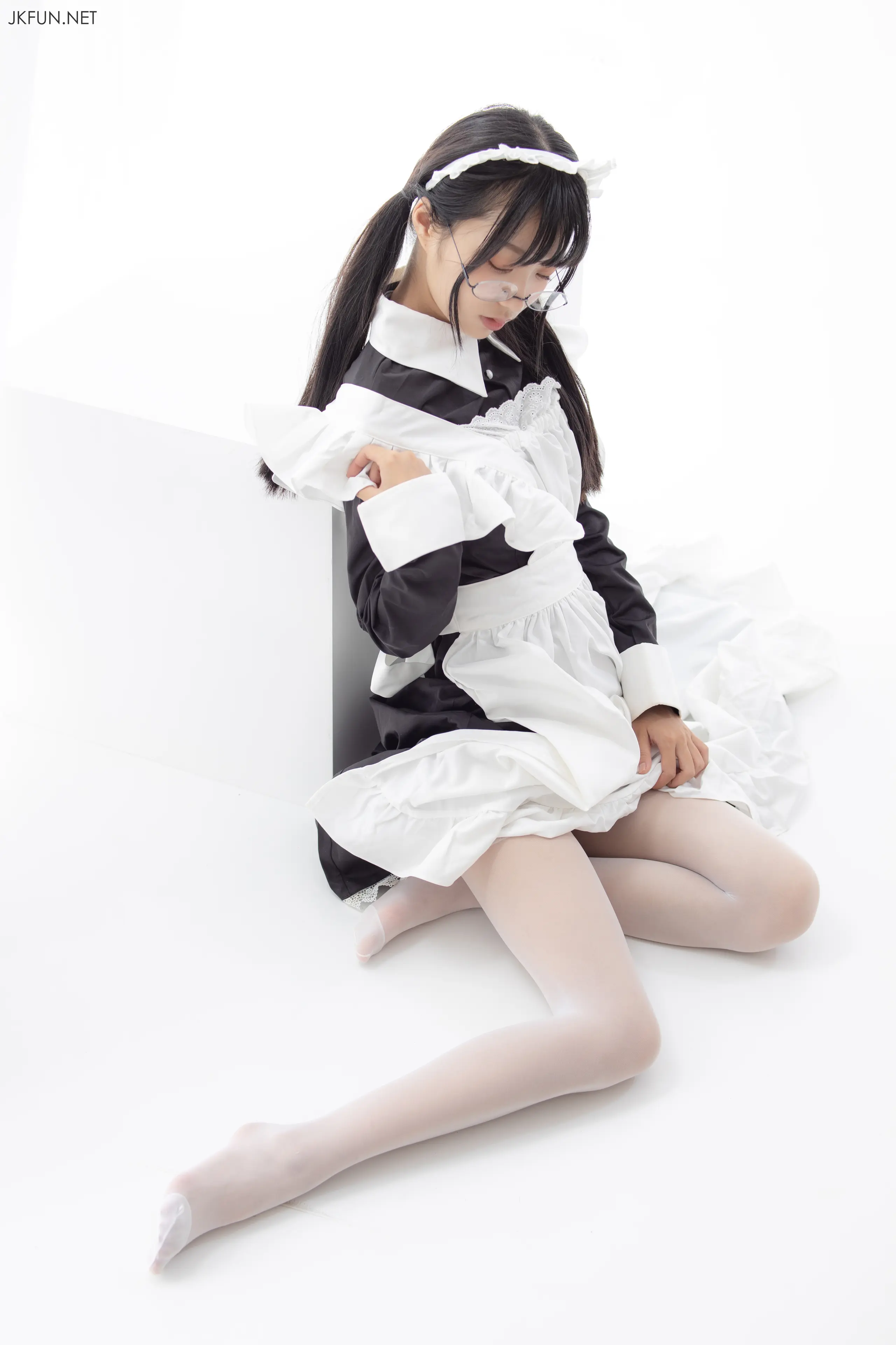 森萝财团 JKFUN 小梓 15D超薄白丝 [127P]