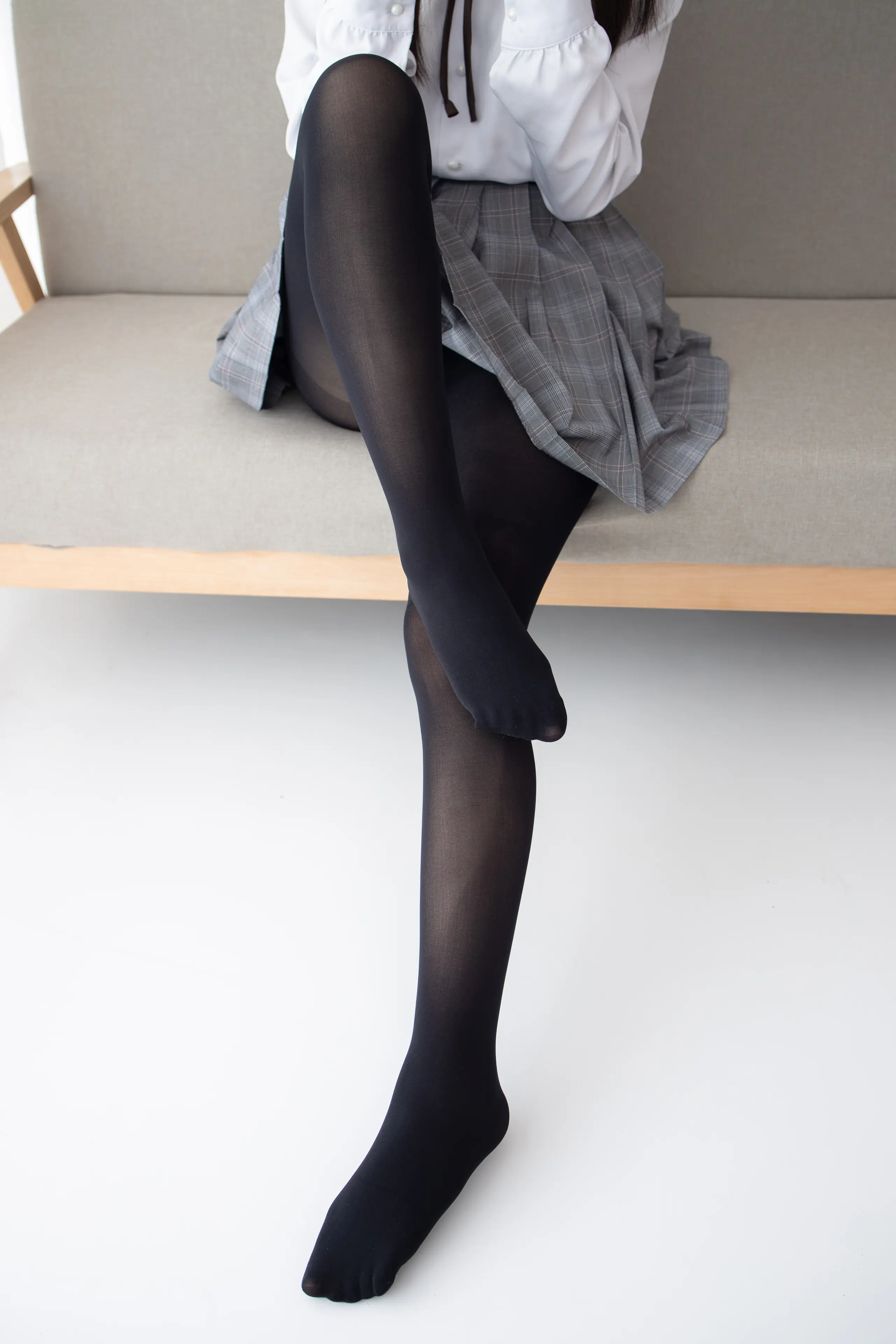 森萝财团 JKFUN 新人小夜 黑丝 [80P]