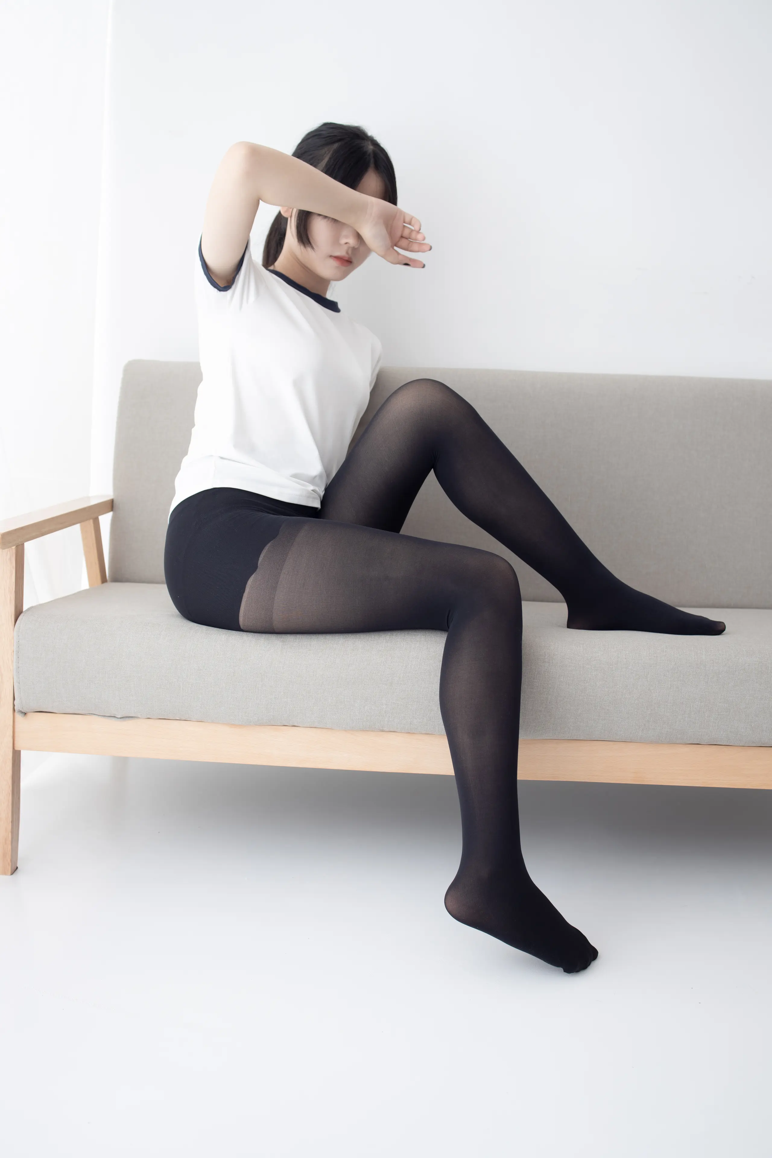 森萝财团 JKFUN 新人小夜 黑丝 [80P]