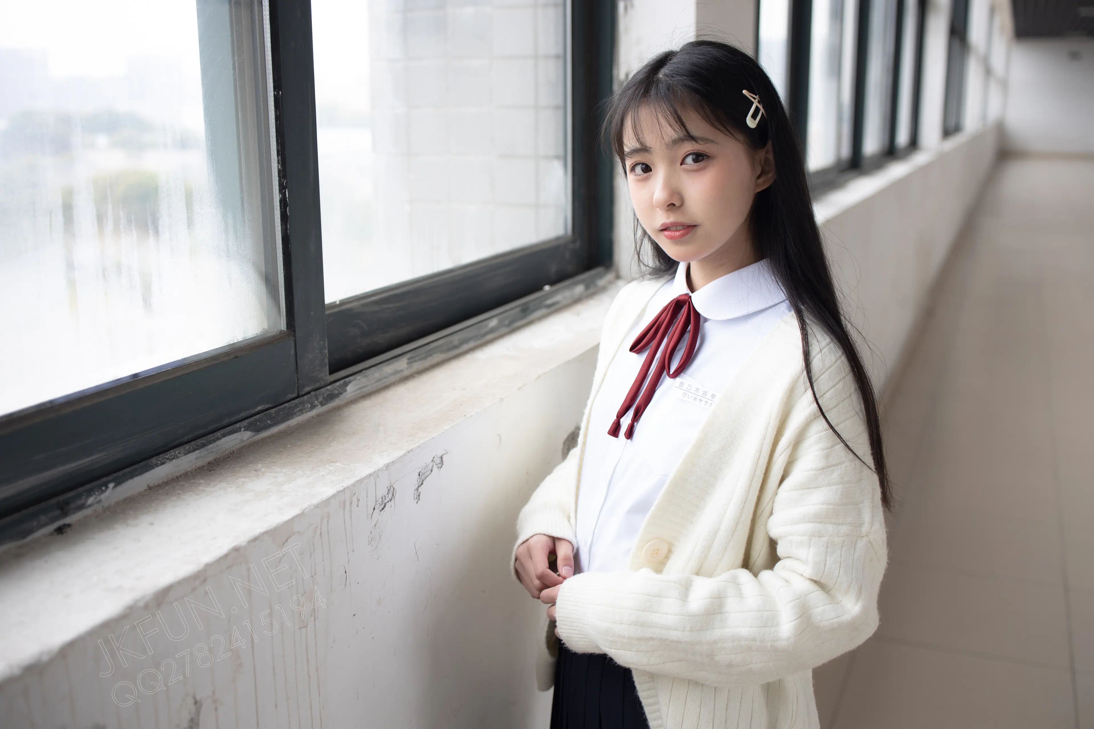 森萝财团 JKFUN 甜米 纯纯的白丝学妹 [127P]