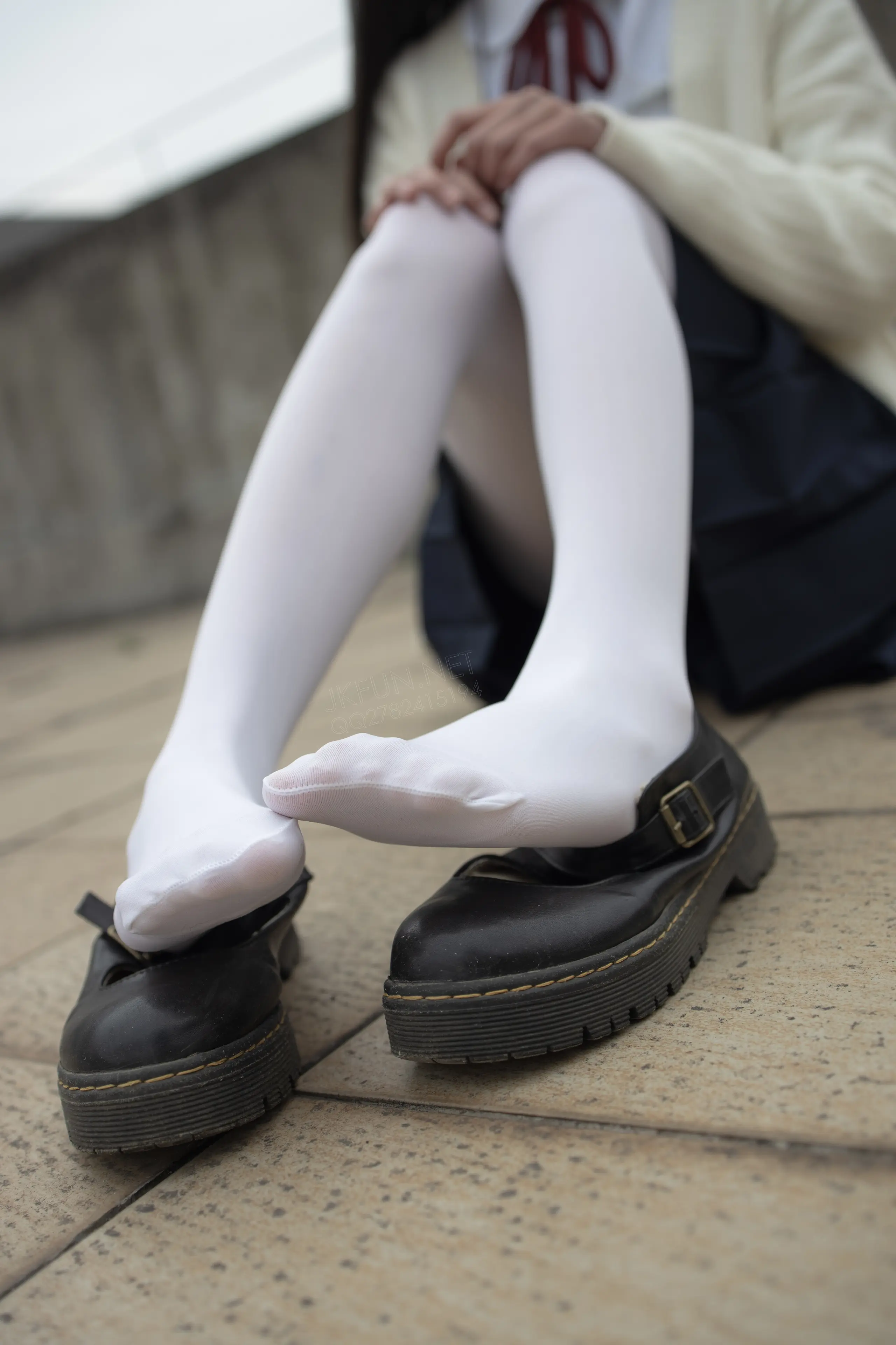 森萝财团 JKFUN 甜米 纯纯的白丝学妹 [127P]