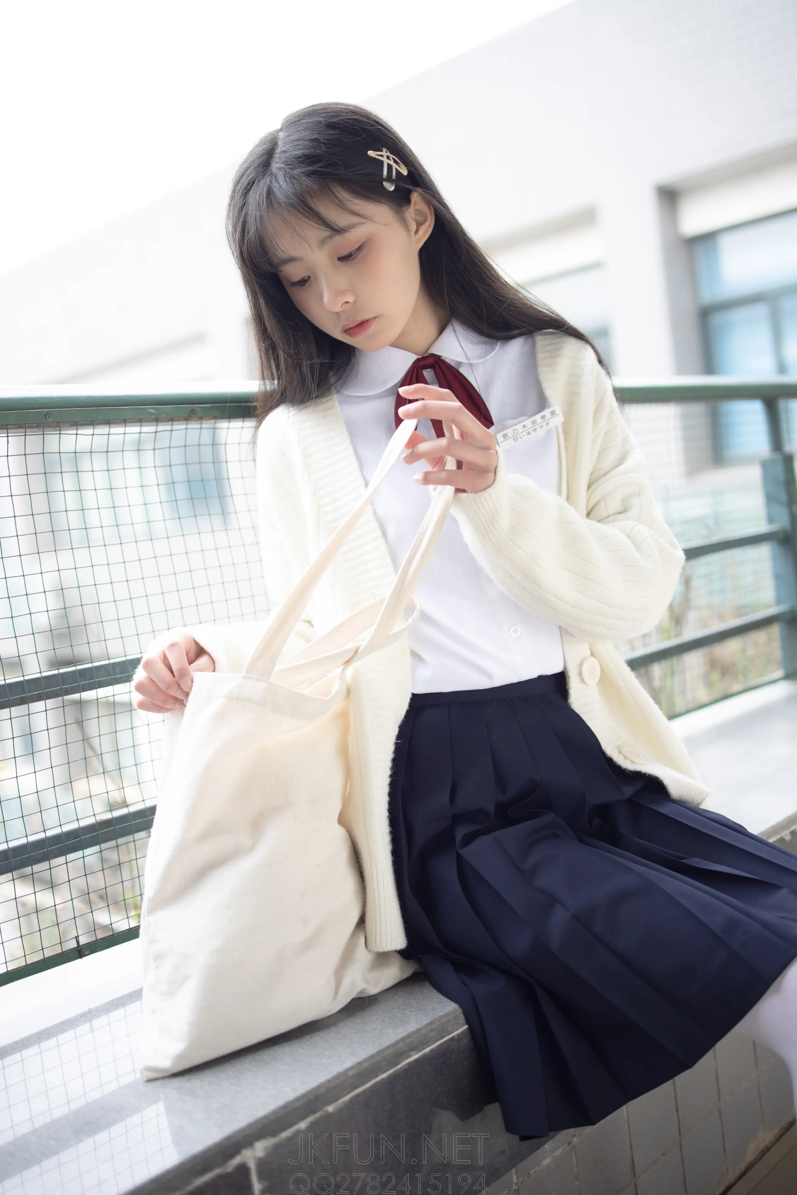 森萝财团 JKFUN 甜米 纯纯的白丝学妹 [127P]