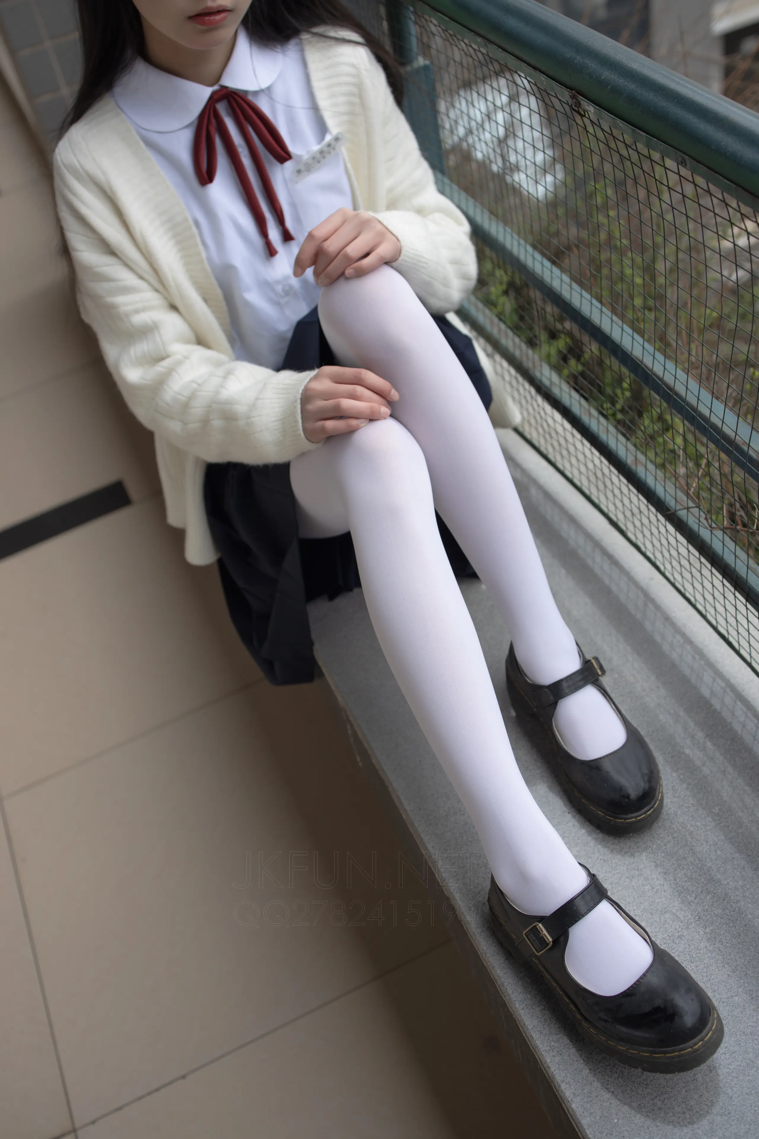 森萝财团 JKFUN 甜米 纯纯的白丝学妹 [127P]