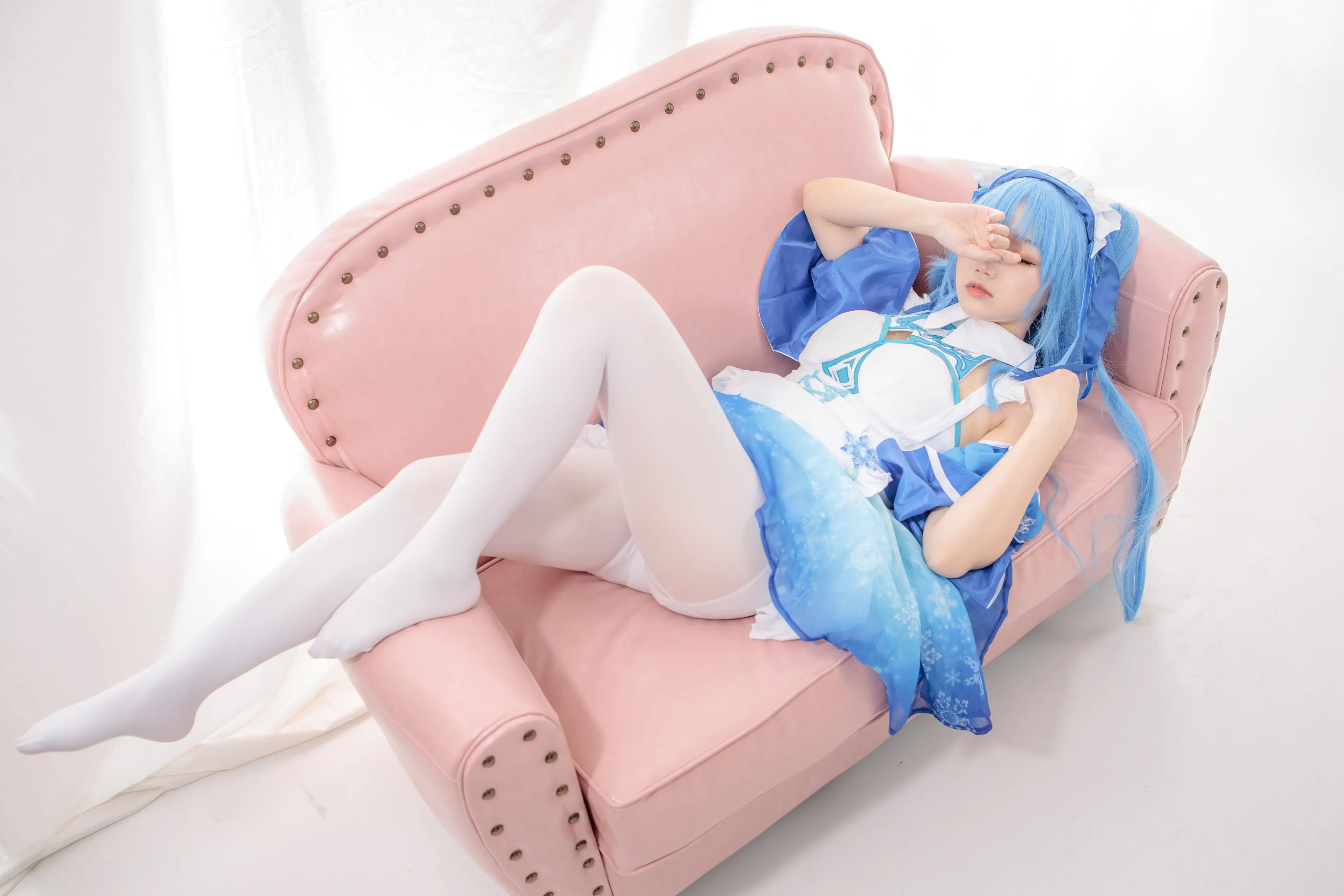 森萝财团 JKFUN 雪晴 300D白丝小萝莉Cosplay装 [100P]
