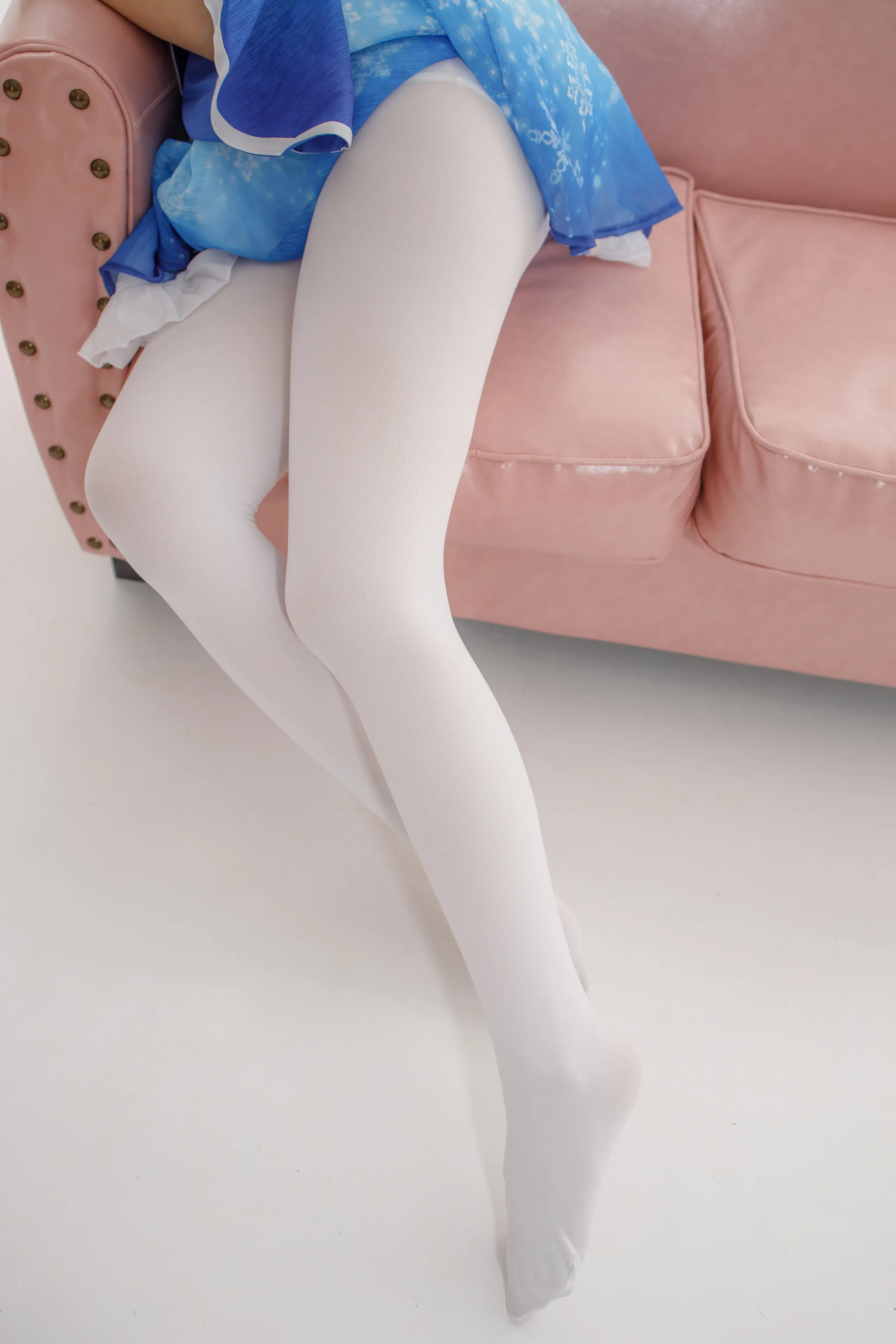 森萝财团 JKFUN 雪晴 300D白丝小萝莉Cosplay装 [100P]