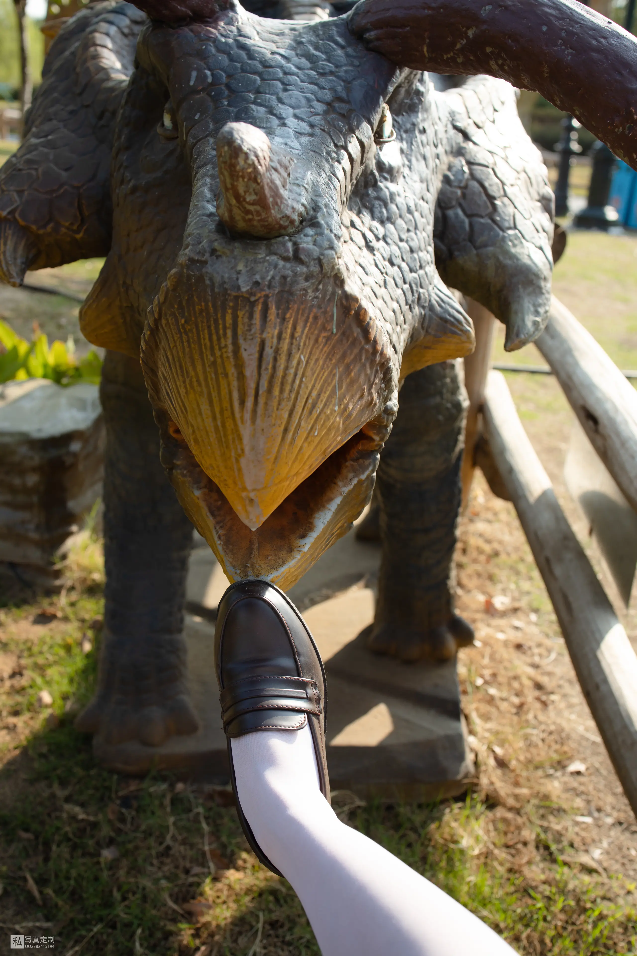 森萝财团 JKFUN 默陌 15D白丝 雪糕游乐园 [75P]